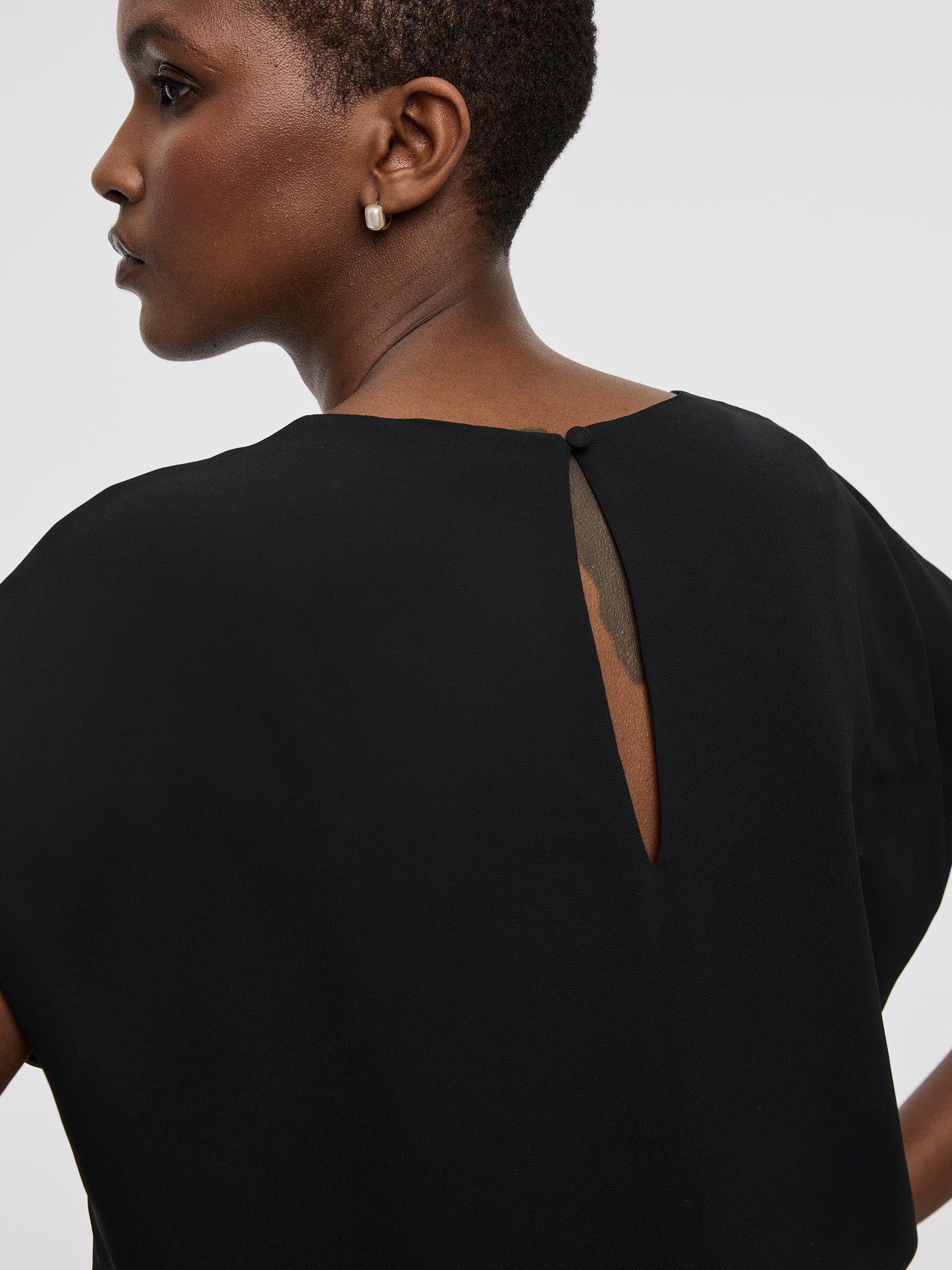 Blouse à col rond et manches courtes 