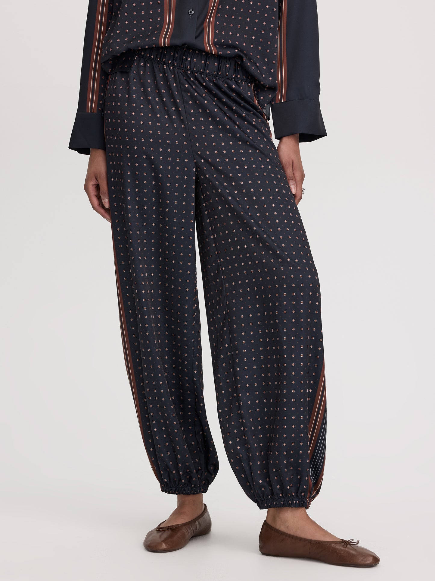 High-Rise Harem Pant - The Timeless