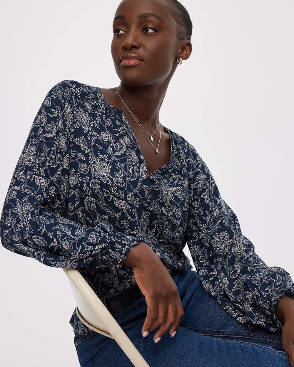 Blouse à manches 3/4 et col fendu