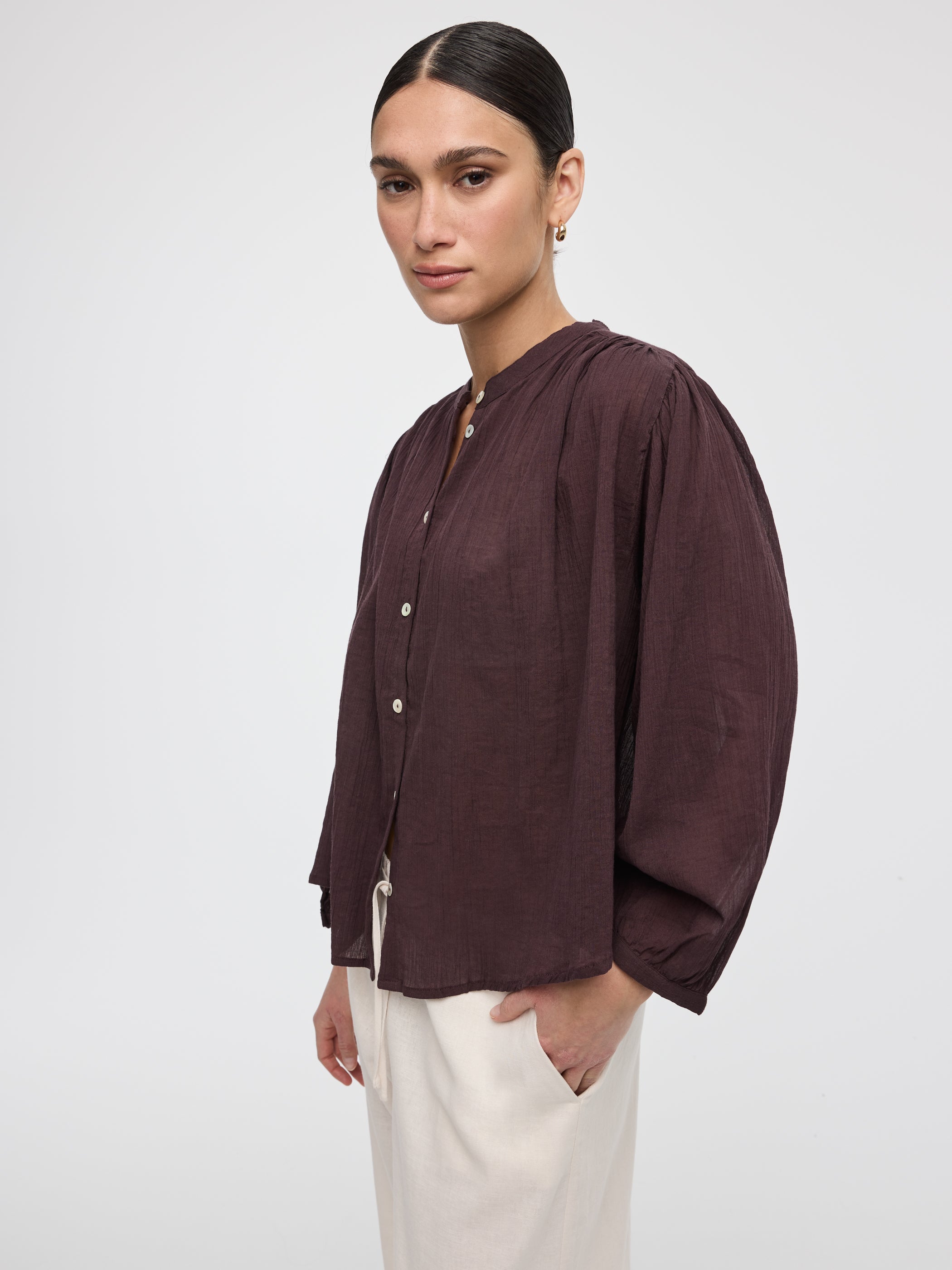 Blouse en gaze à boutonner à col rond