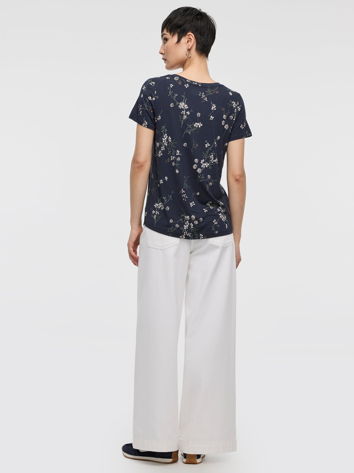 T-shirt à col V - R Essentiels