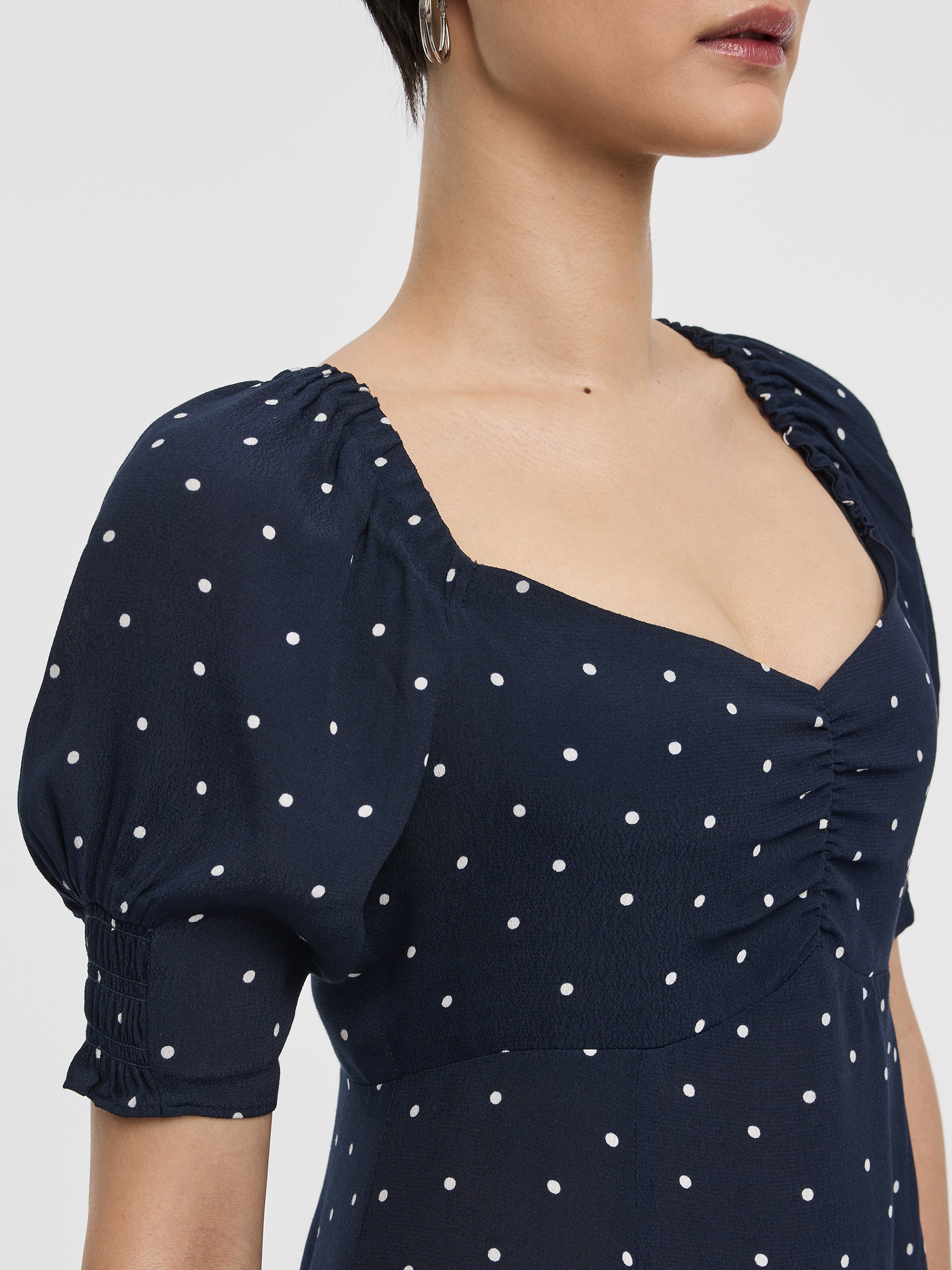 Short-Puffy-Sleeve Empire-Cut Dress with Sweetheart Neckline