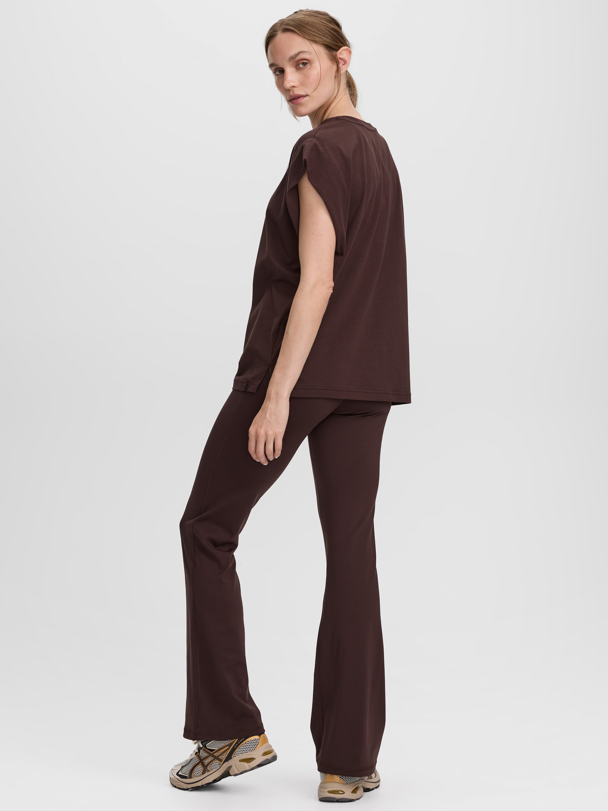 Sleeveless Crew-Neck T-Shirt