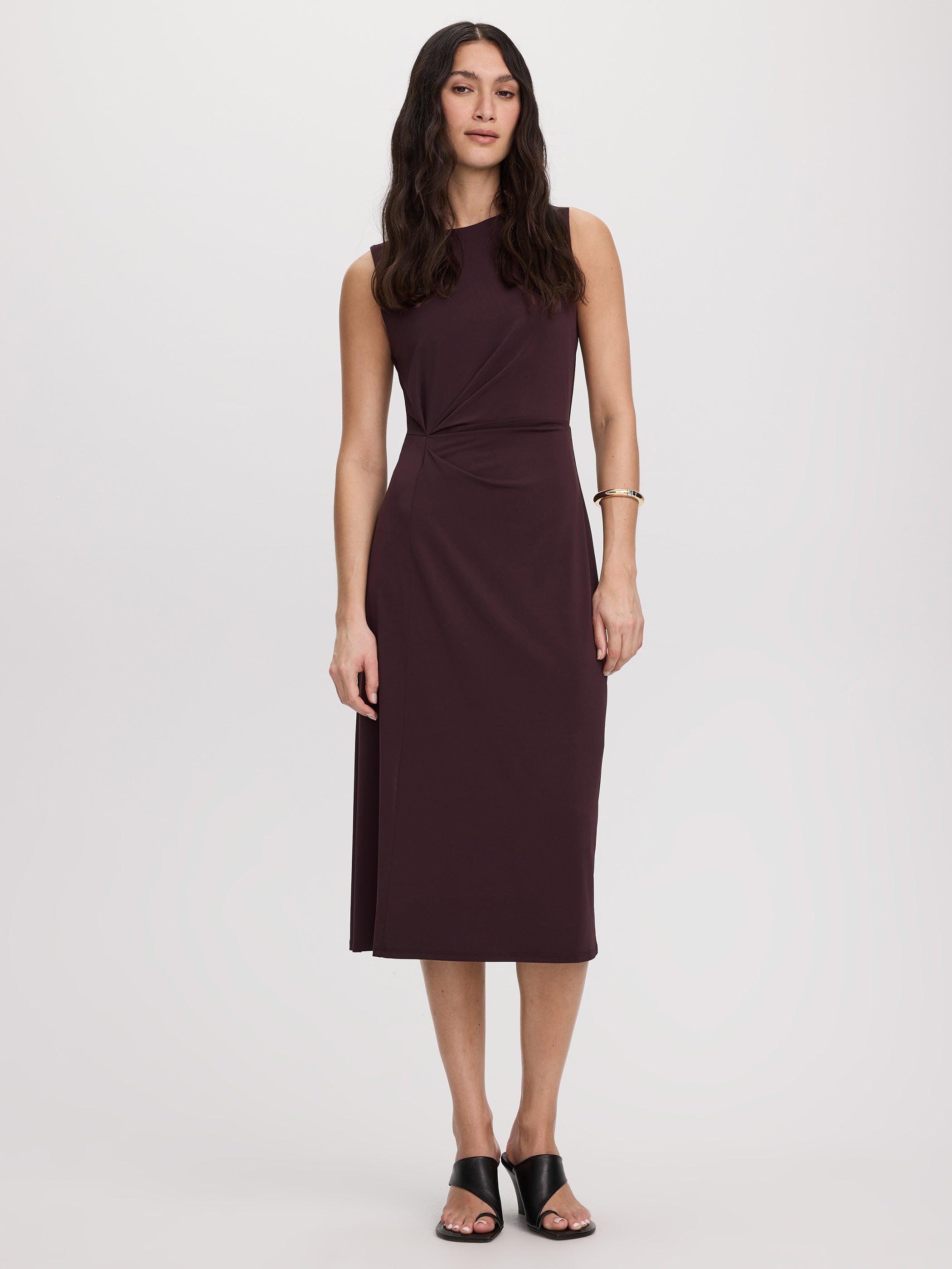 Sleeveless Midi Fitted Dress
