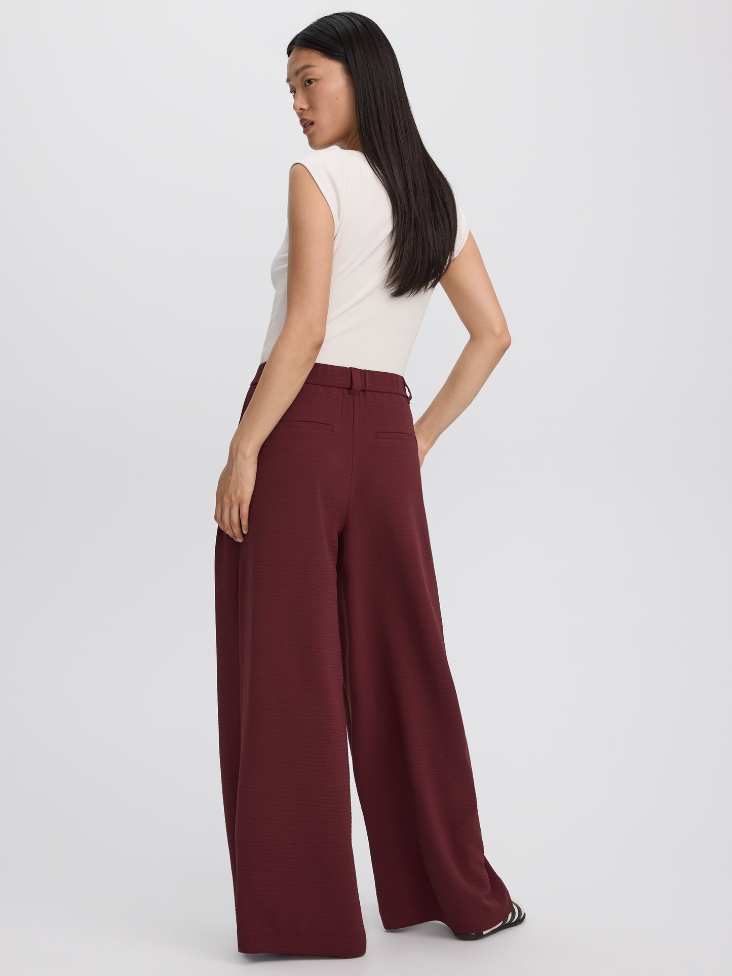 Wide-Leg High-Rise Pant
