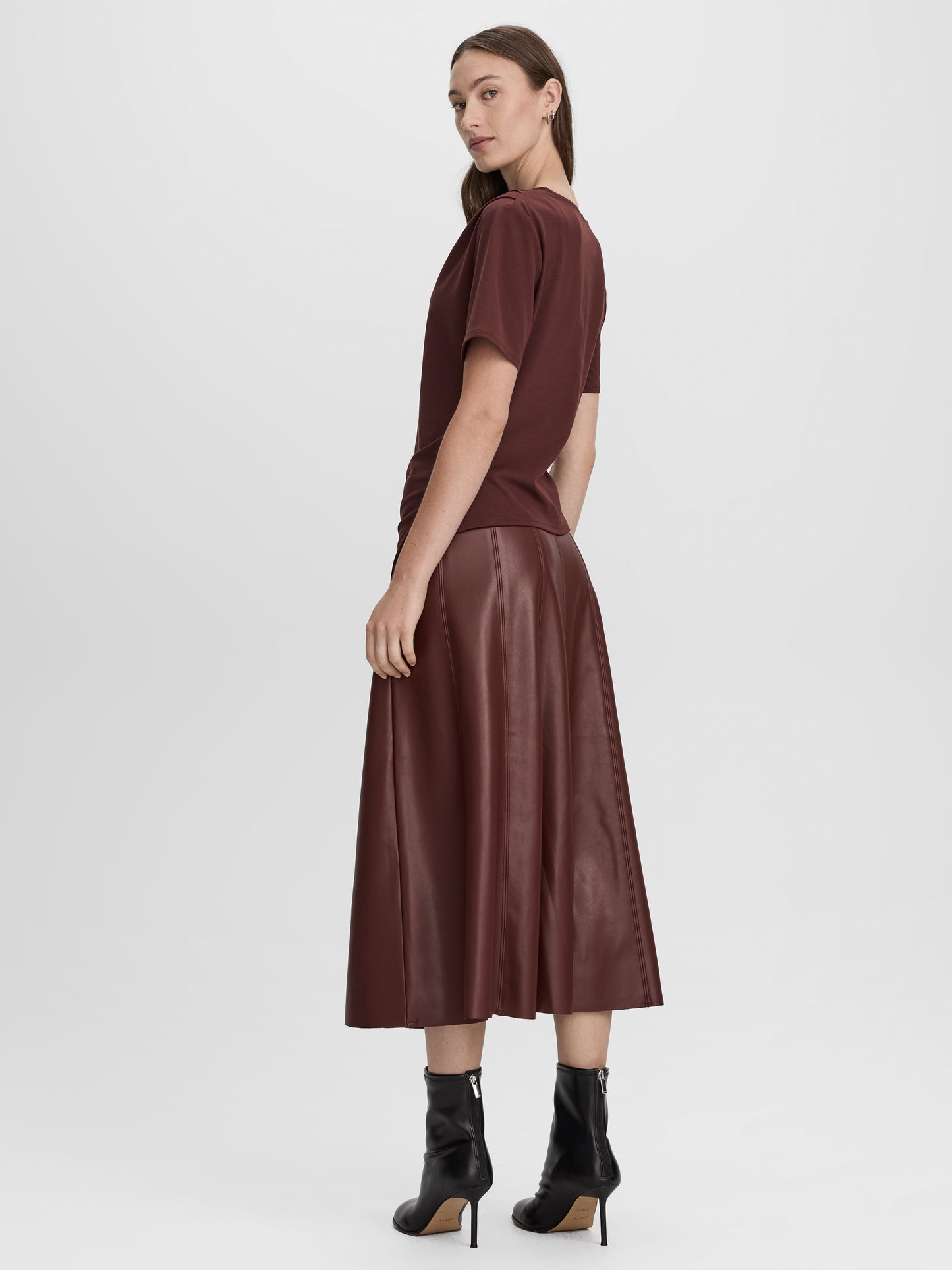 Short-Sleeve Shirred Top with Asymmetrical Hem