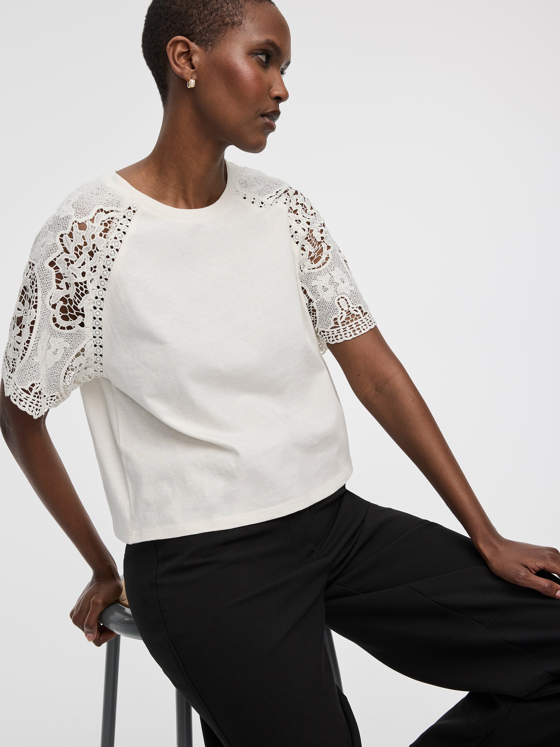 Crew-Neck Mix-Media T-Shirt with Short Puffy Sleeves