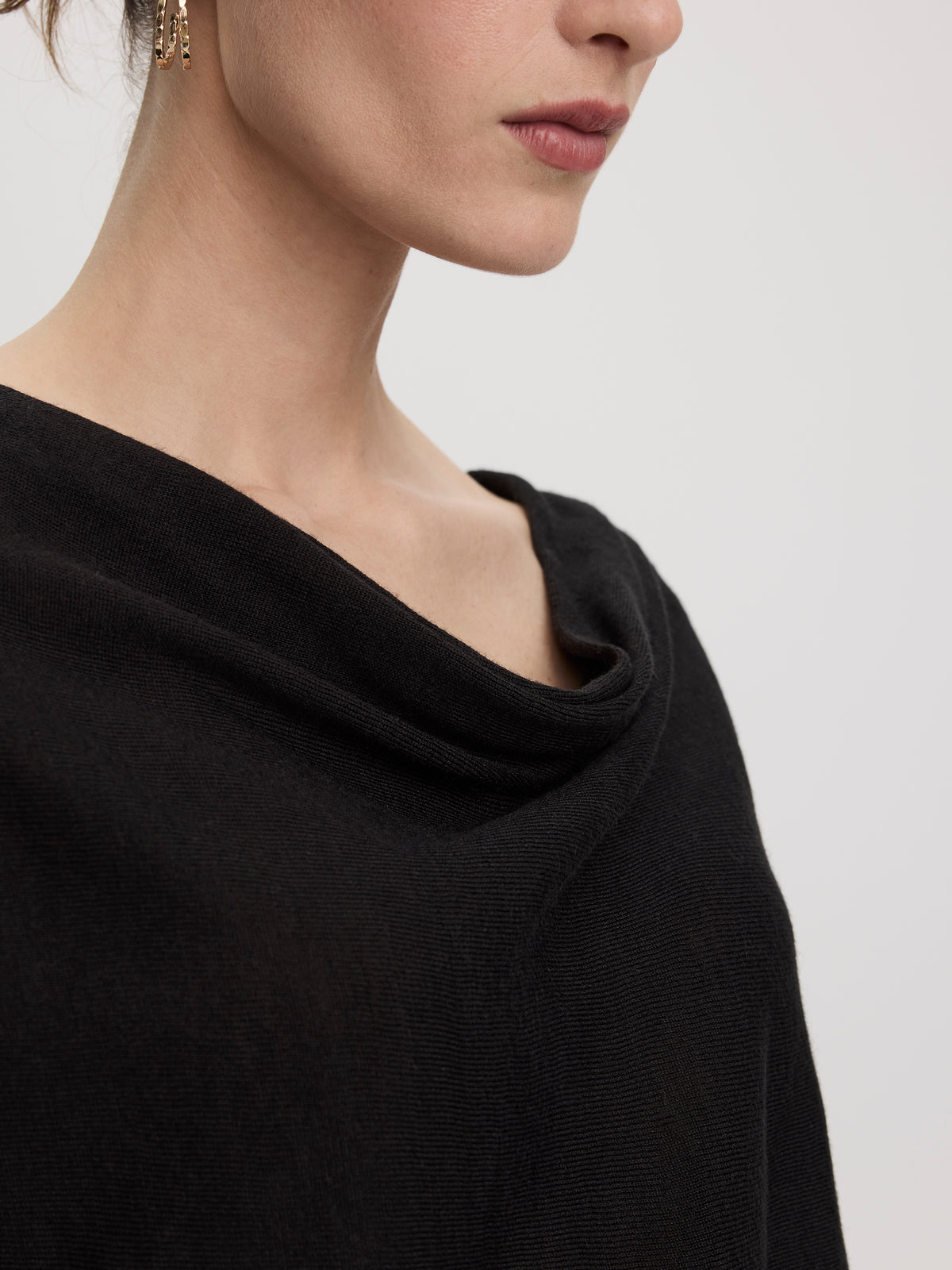 Long-Sleeve Cowl-Neck Loose Sweater
