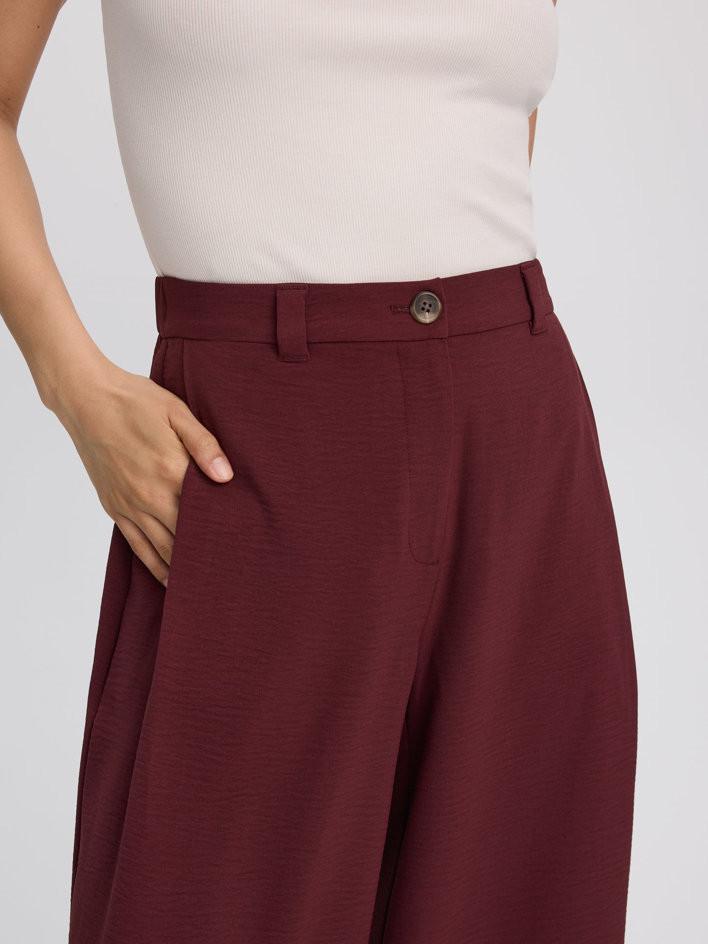 Wide-Leg High-Rise Pant