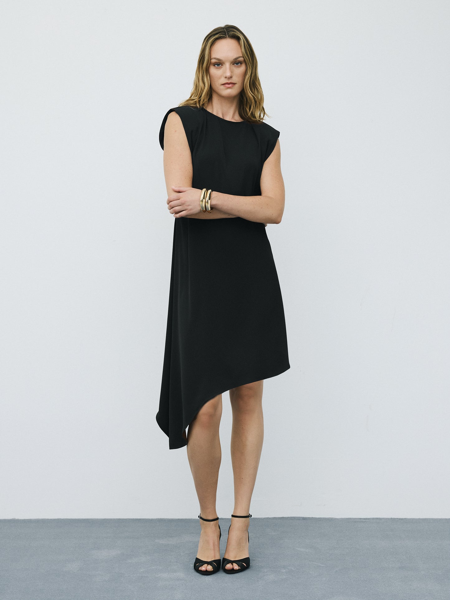 Sleeveless Midi Dress with Shoulder Pads