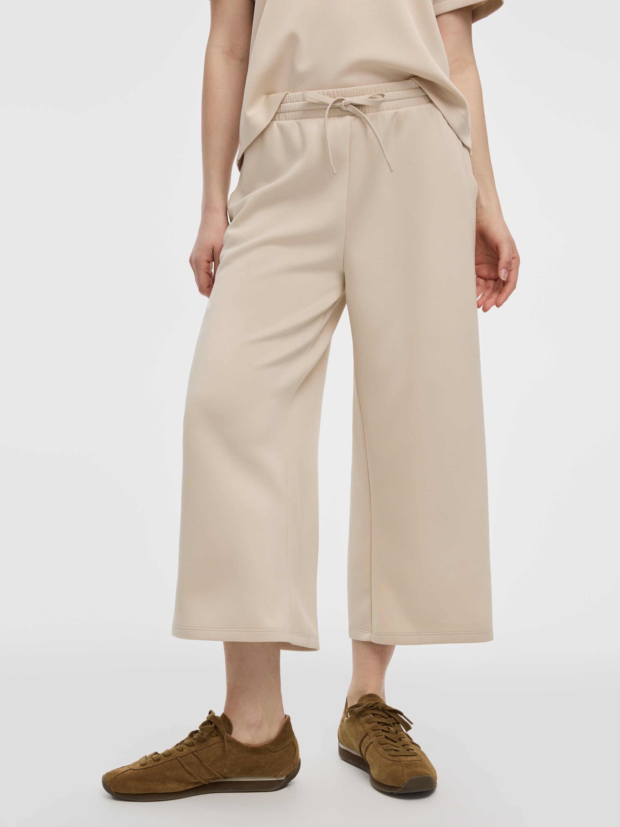 Pantalon court à jambe large – HYLUX Hyba