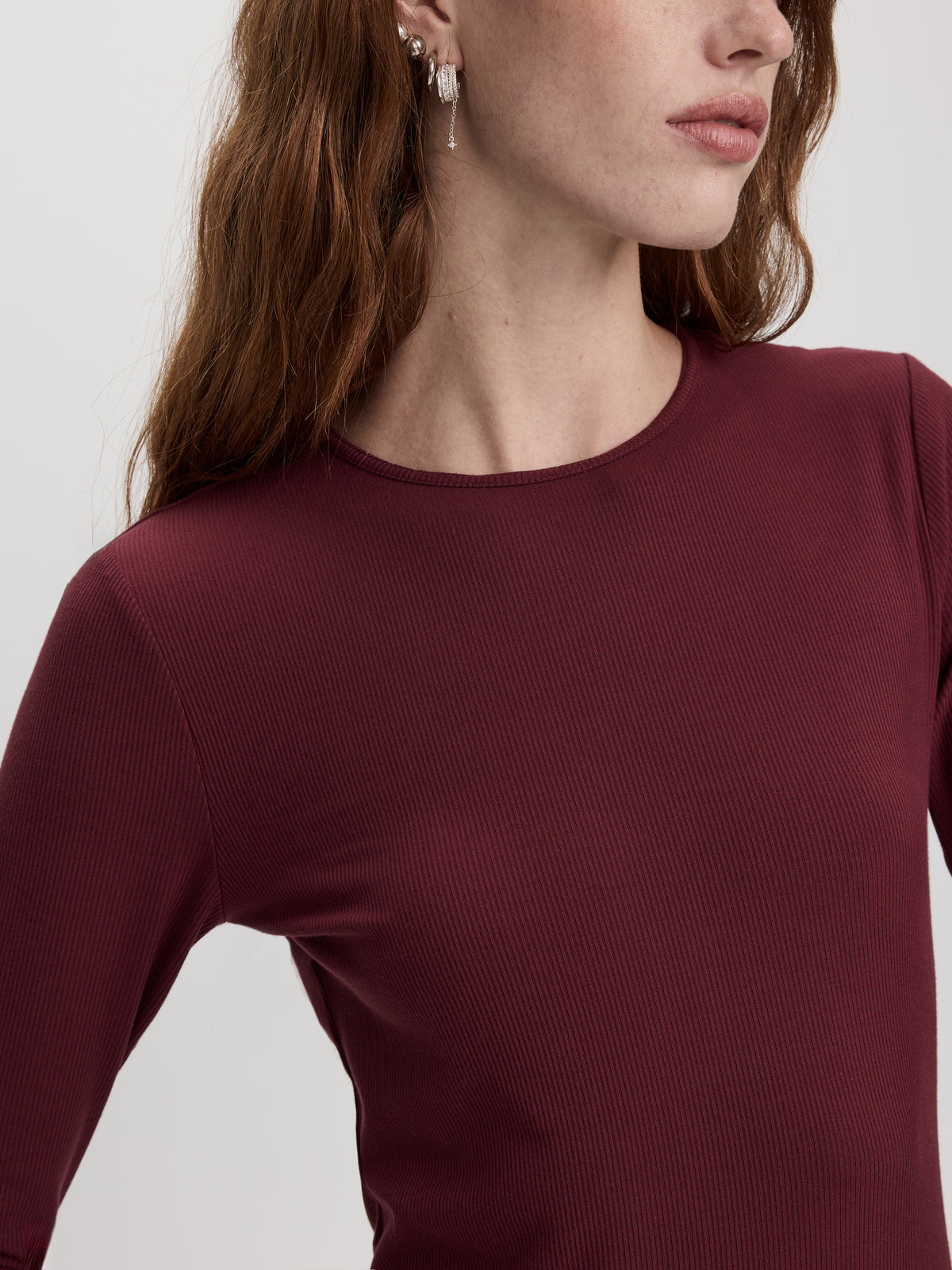 Long-Sleeve Crew-Neck Ribbed T-Shirt - R Essentials