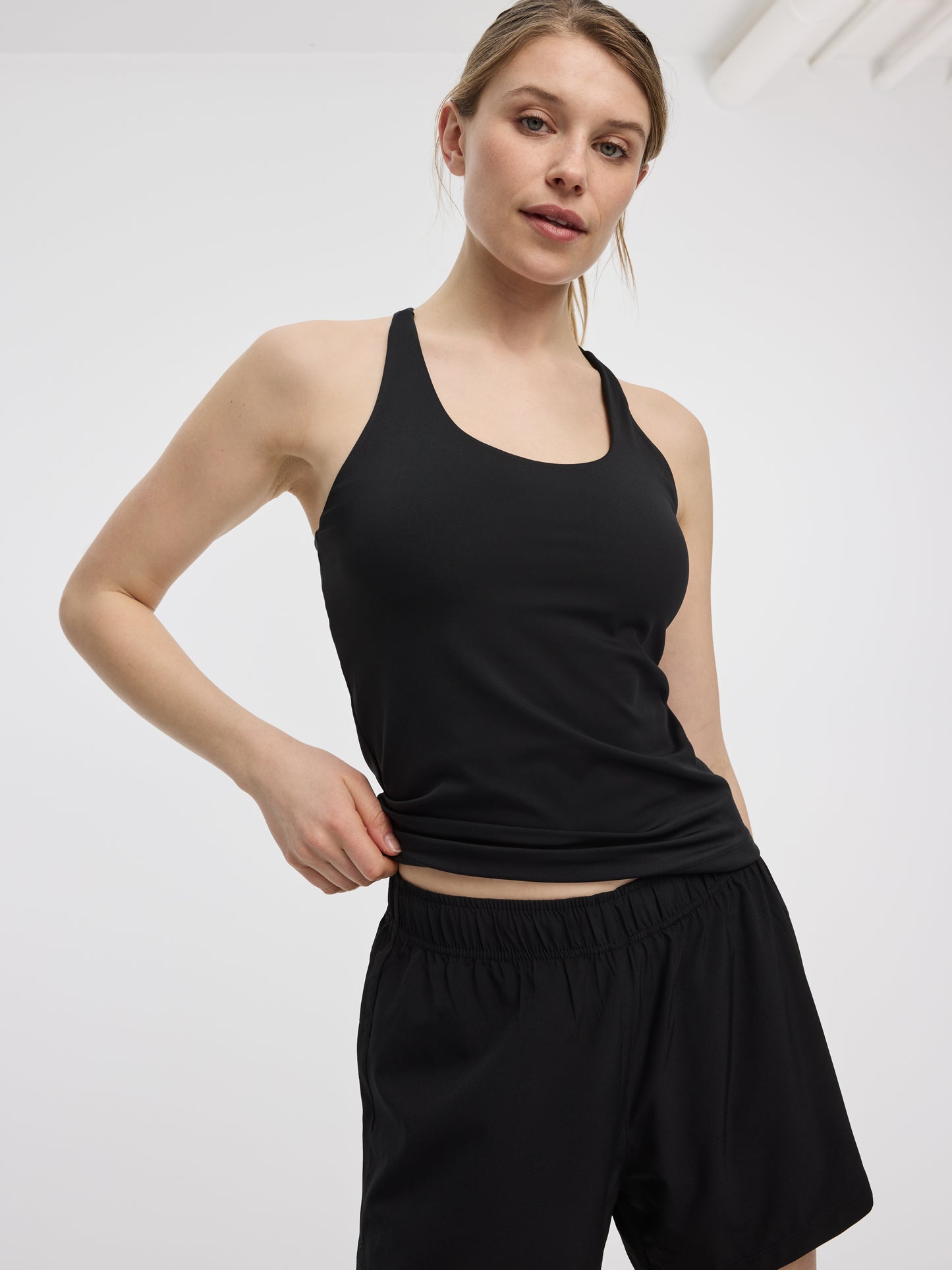 Multi-Strap Sports Bra - PULSE (R) Hyba