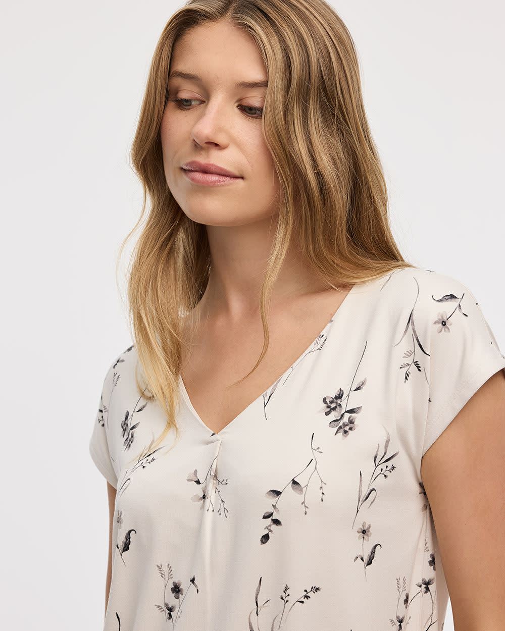 Extended-Sleeve V-Neck Tunic