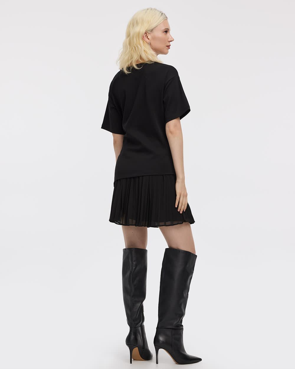 Haut à manches courtes et col rond avec taille cintrée