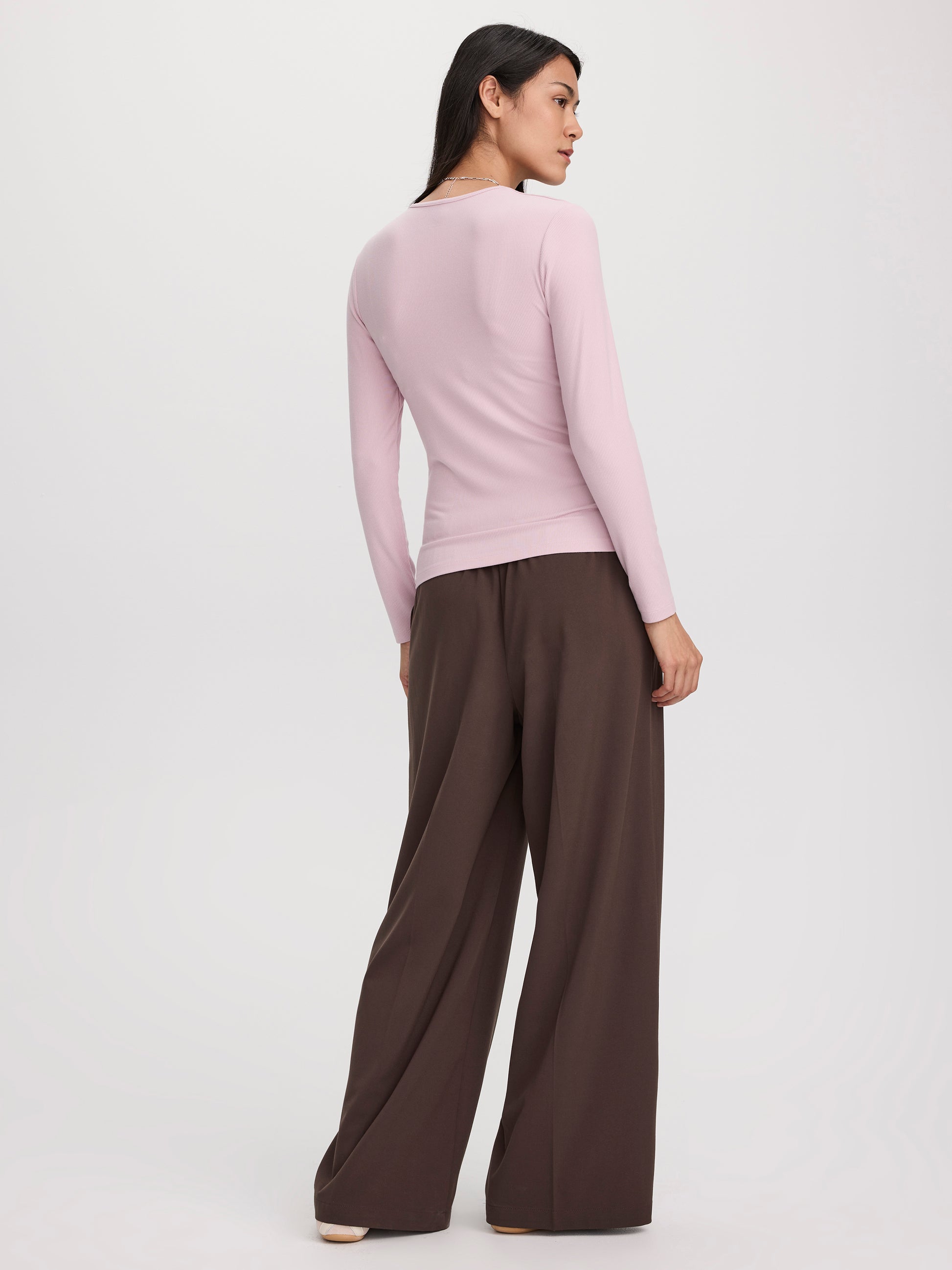 Long-Sleeve Crew-Neck Ribbed T-Shirt - R Essentials