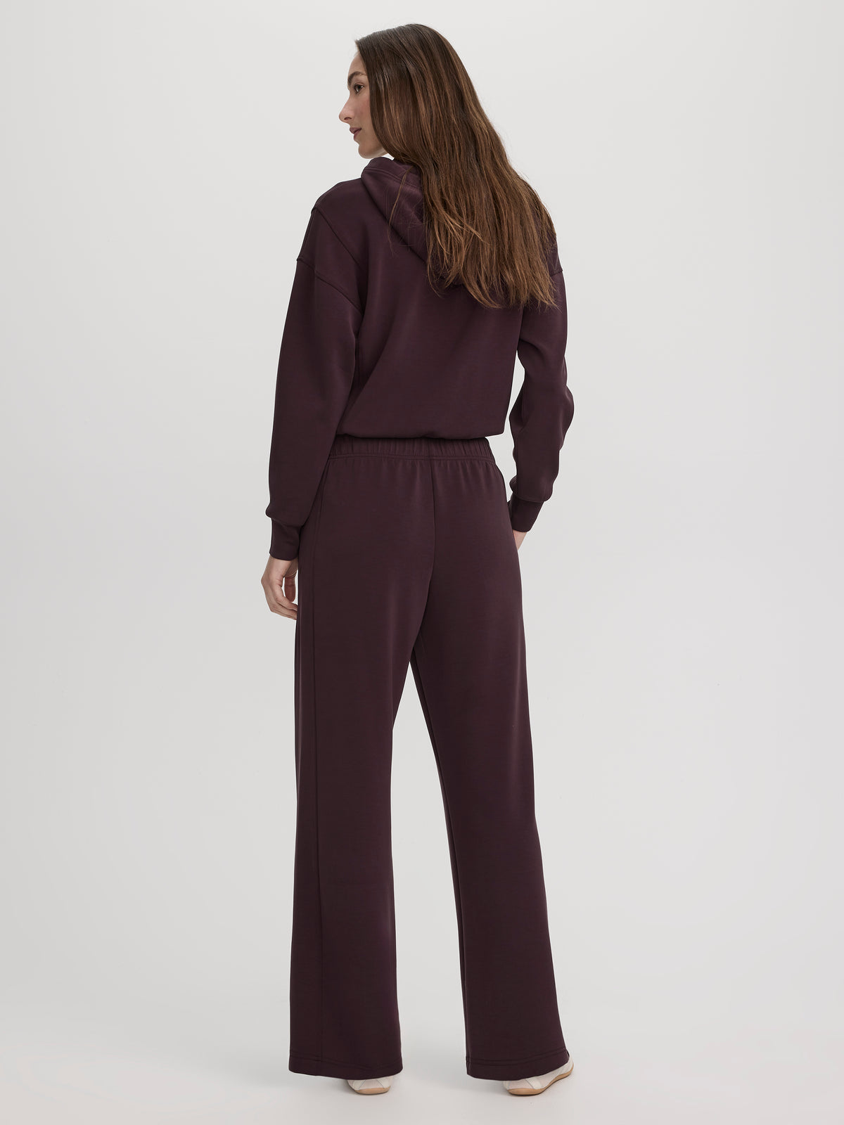Straight-Leg Pull-On Pant - HYLUX Hyba