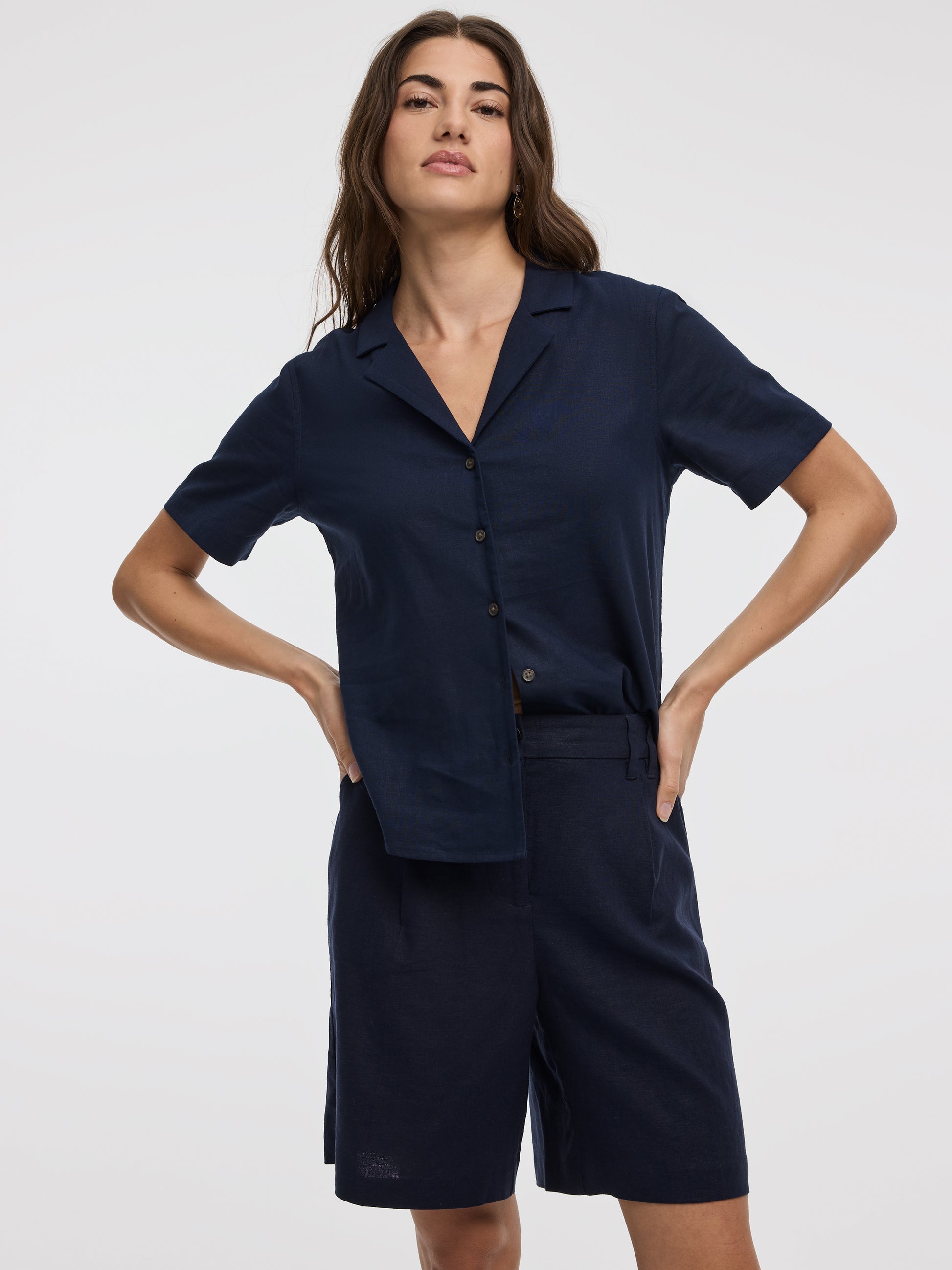 Short-Sleeve Shirt with Pyjama Collar