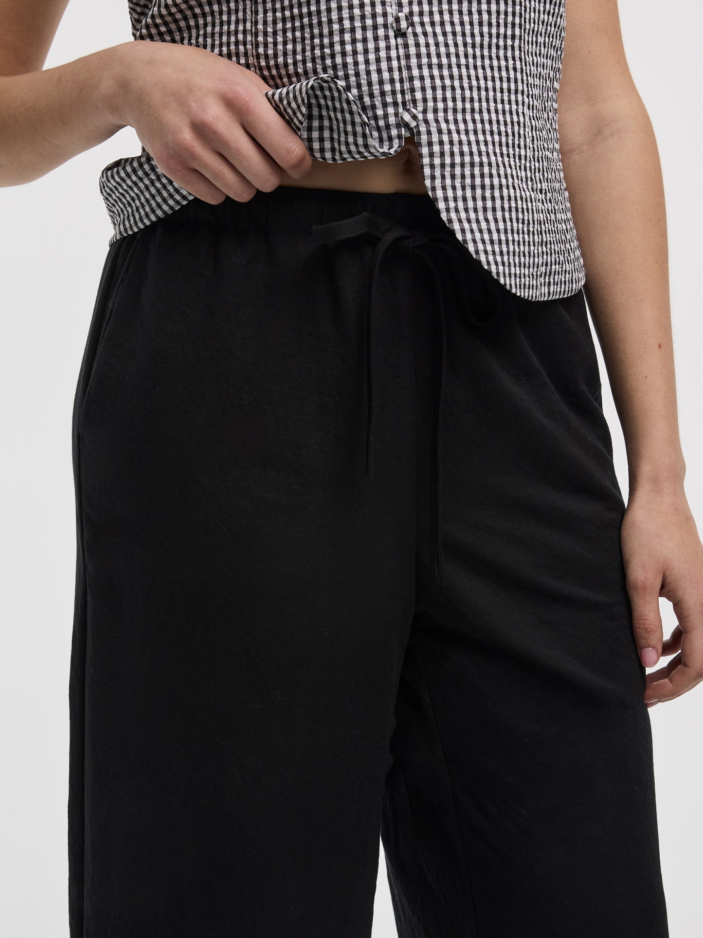 Wide-Leg Cropped Piqué Pant