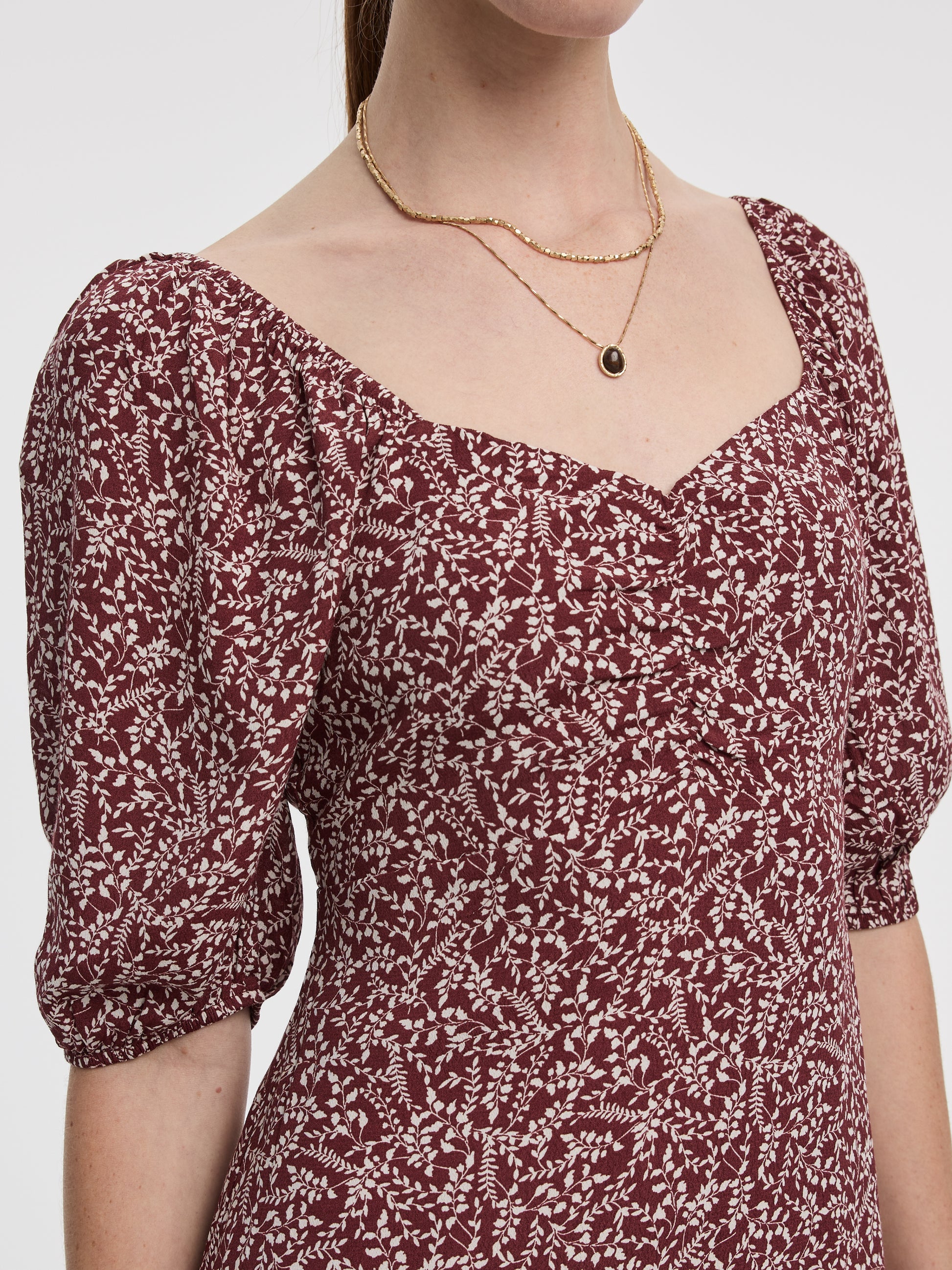 Short-Sleeve Midi Dress with Sweetheart Neckline