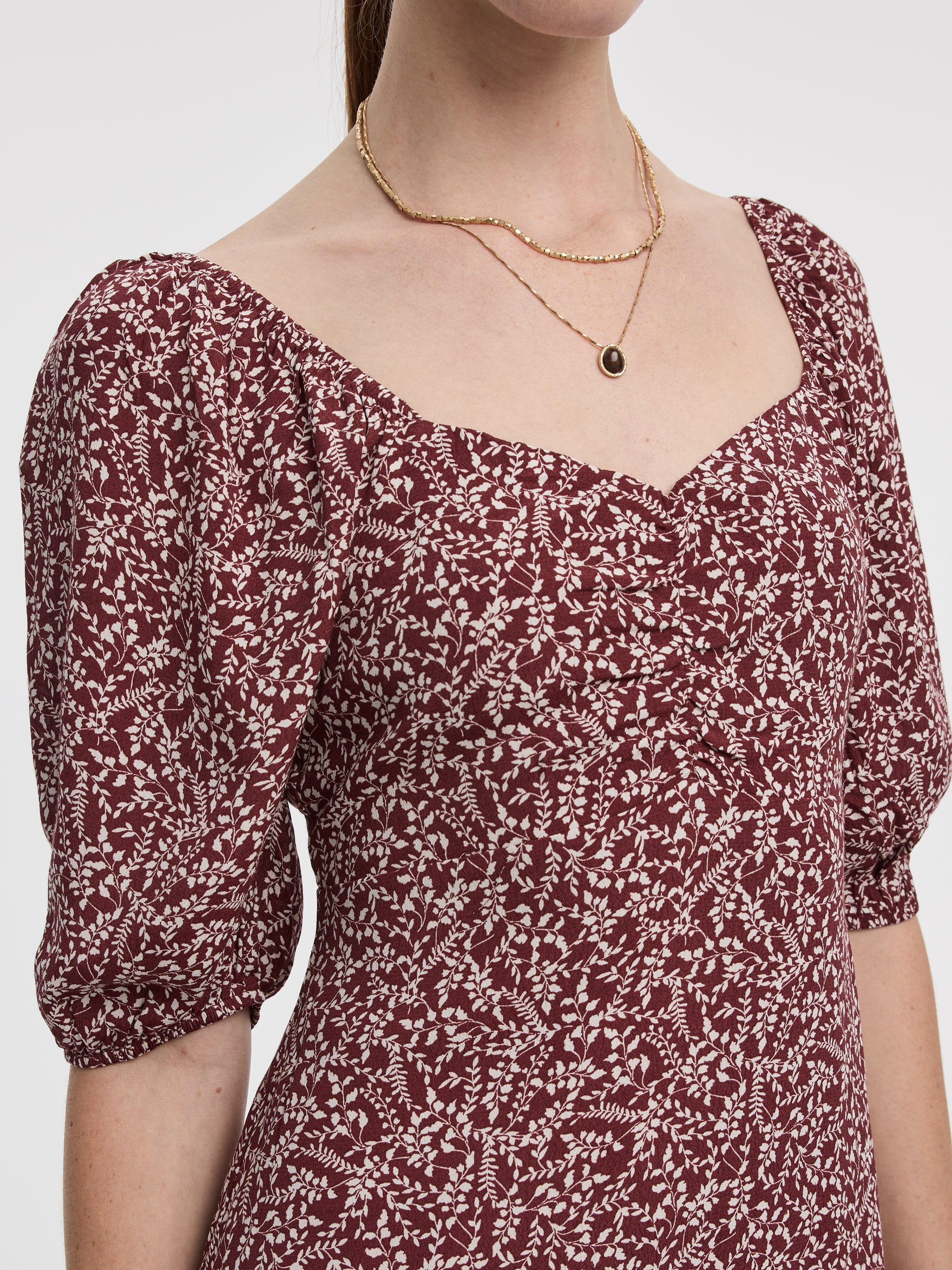 Short-Sleeve Midi Dress with Sweetheart Neckline