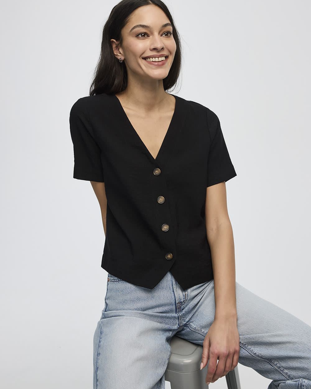 Blouse à  boutonner à  manches courtes bouffantes et col V