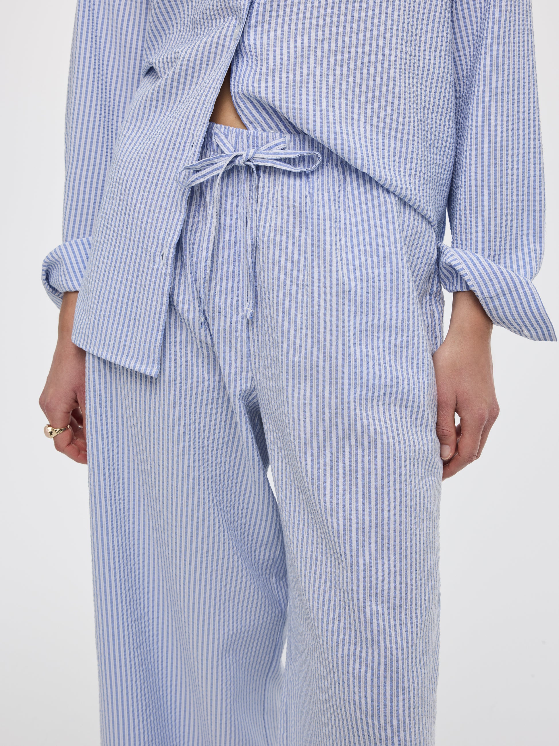 Striped Wide-Leg Seersucker Pant