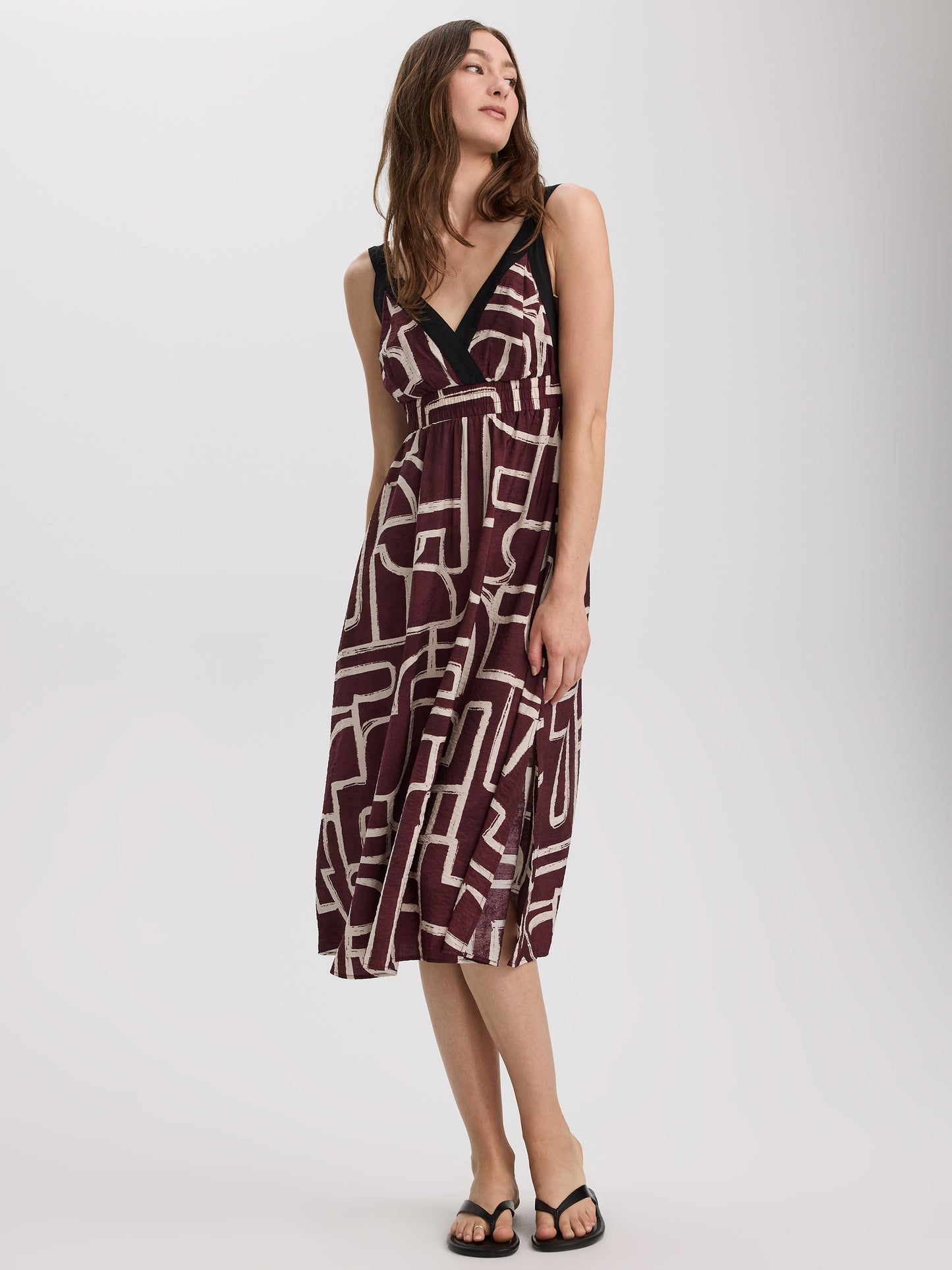 Sleeveless Sweetheart Midi Dress