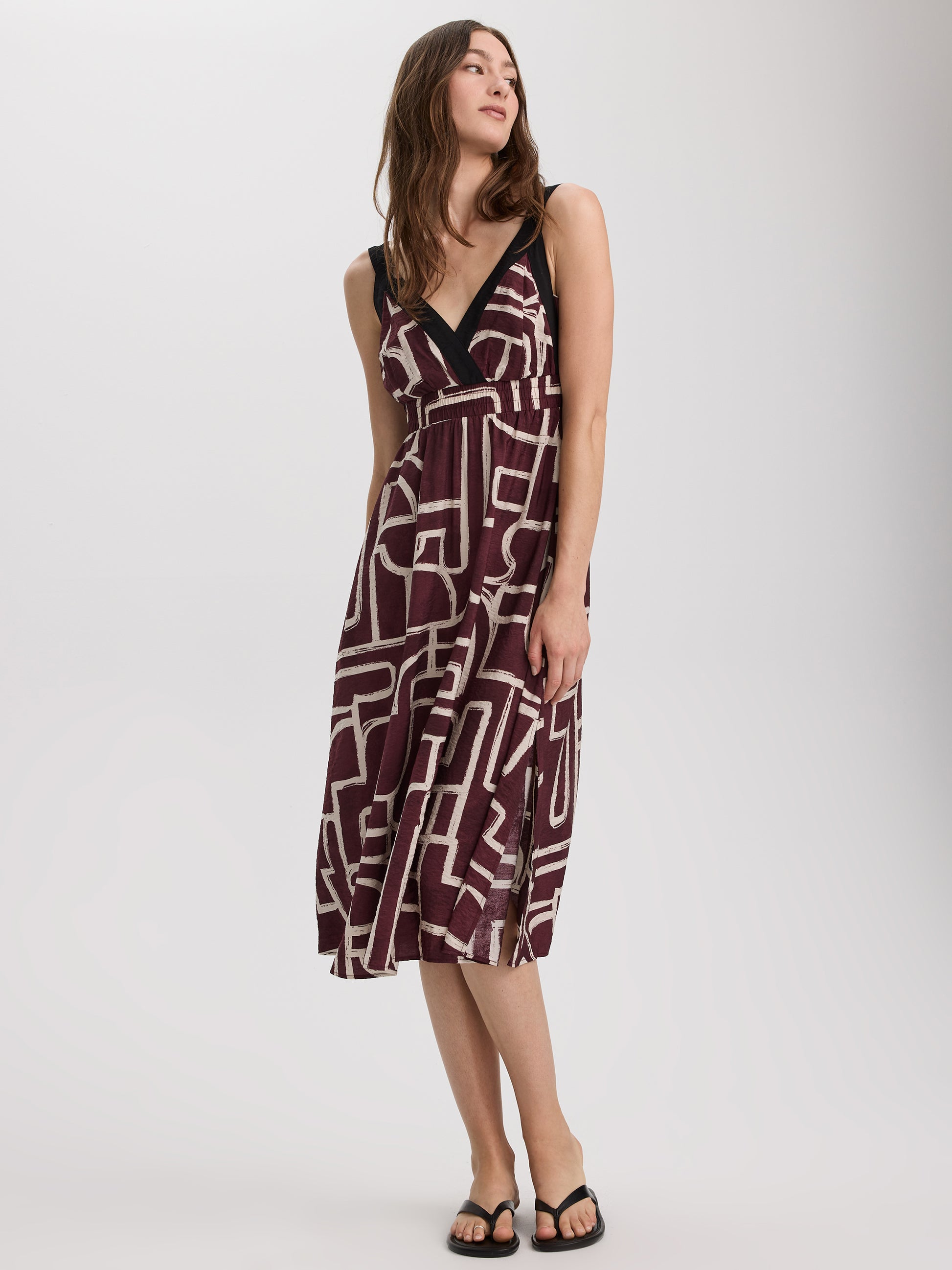 Sleeveless Sweetheart Midi Dress