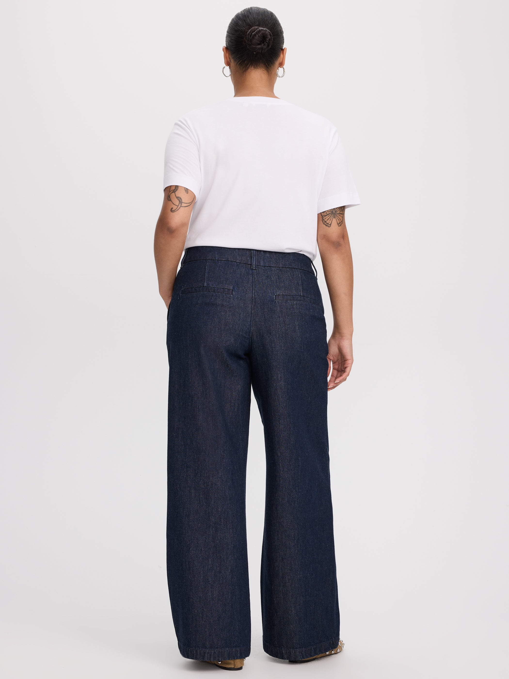 Wide-Leg Mid-Rise Denim Trousers