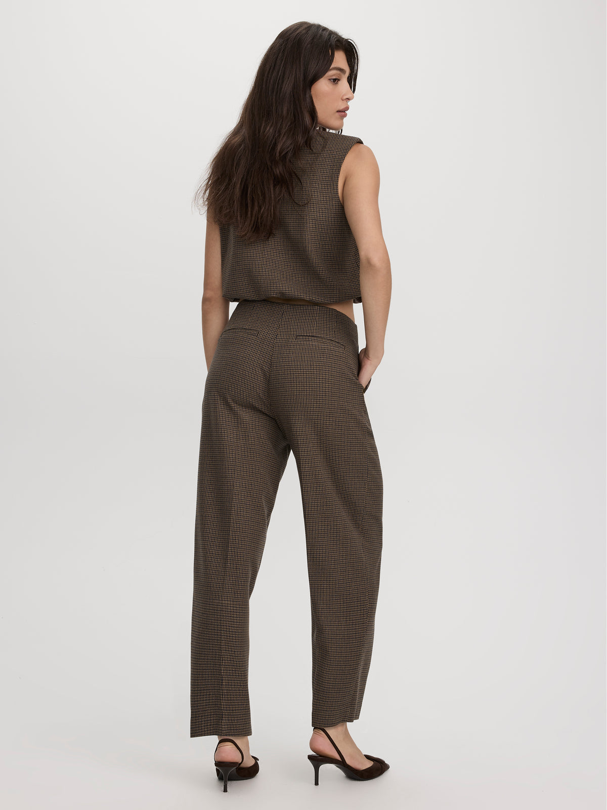 Houndstooth Mid-Rise Barrel Pants - The Timeless