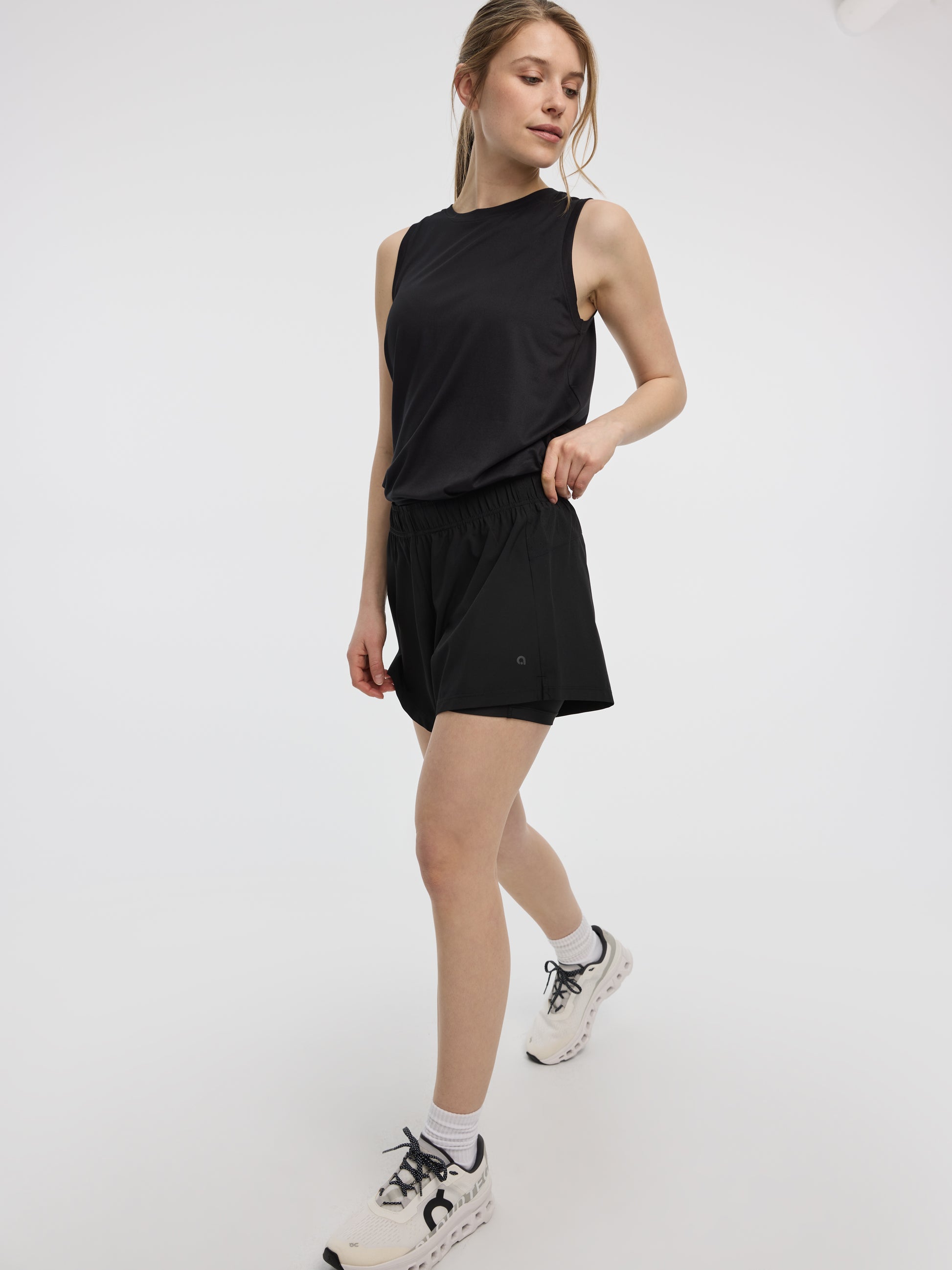 Running Short - Hyba