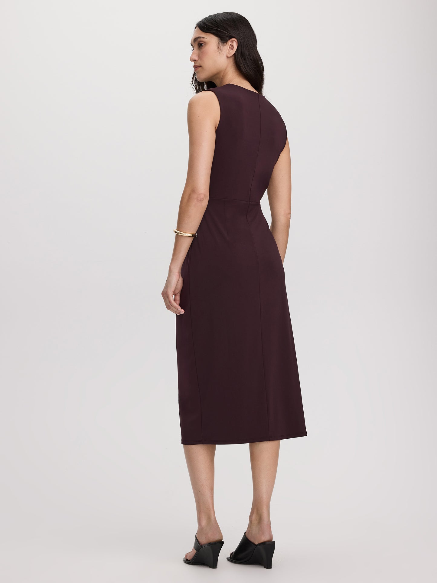 Sleeveless Midi Fitted Dress