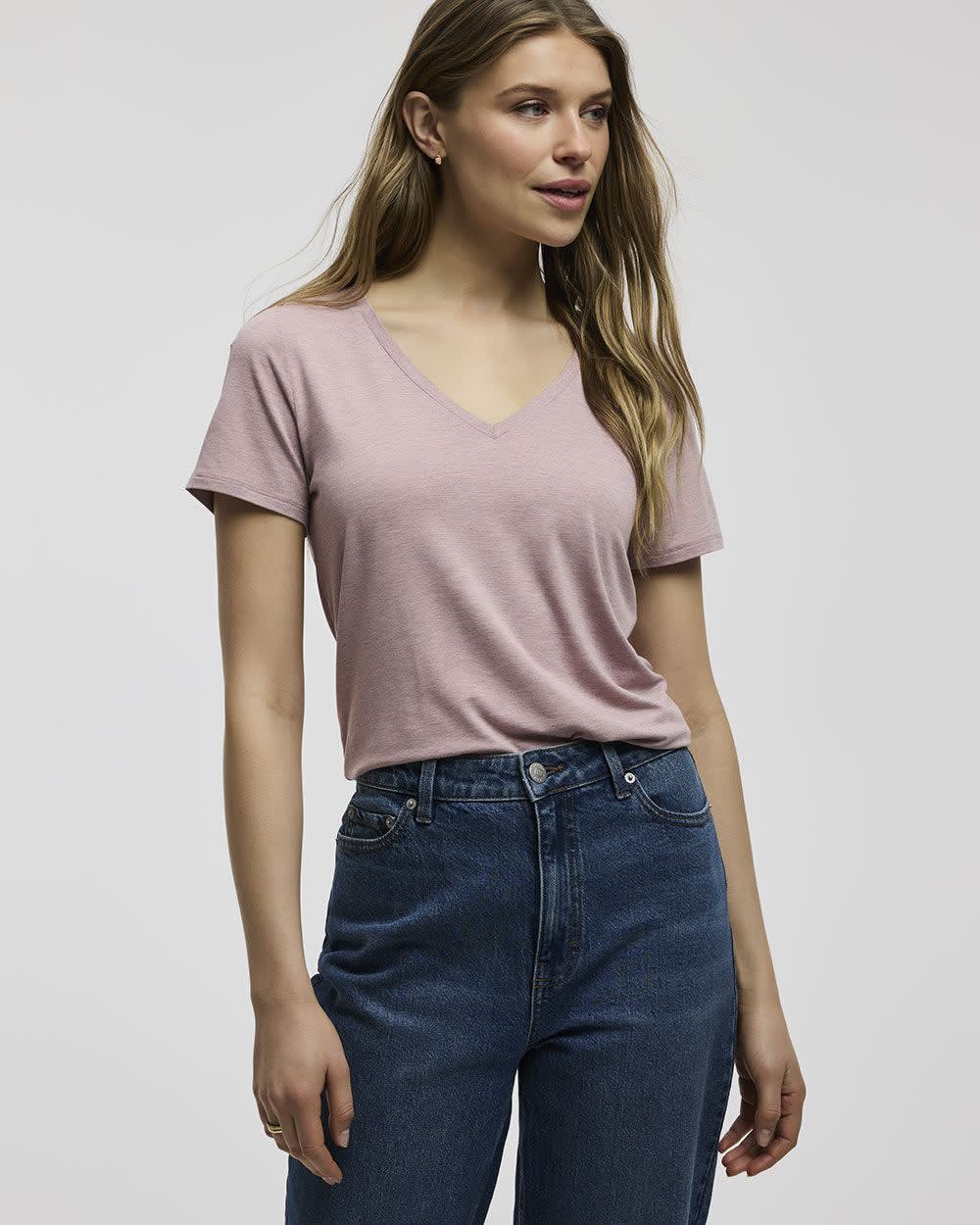 T-shirt à col V - R Essentials