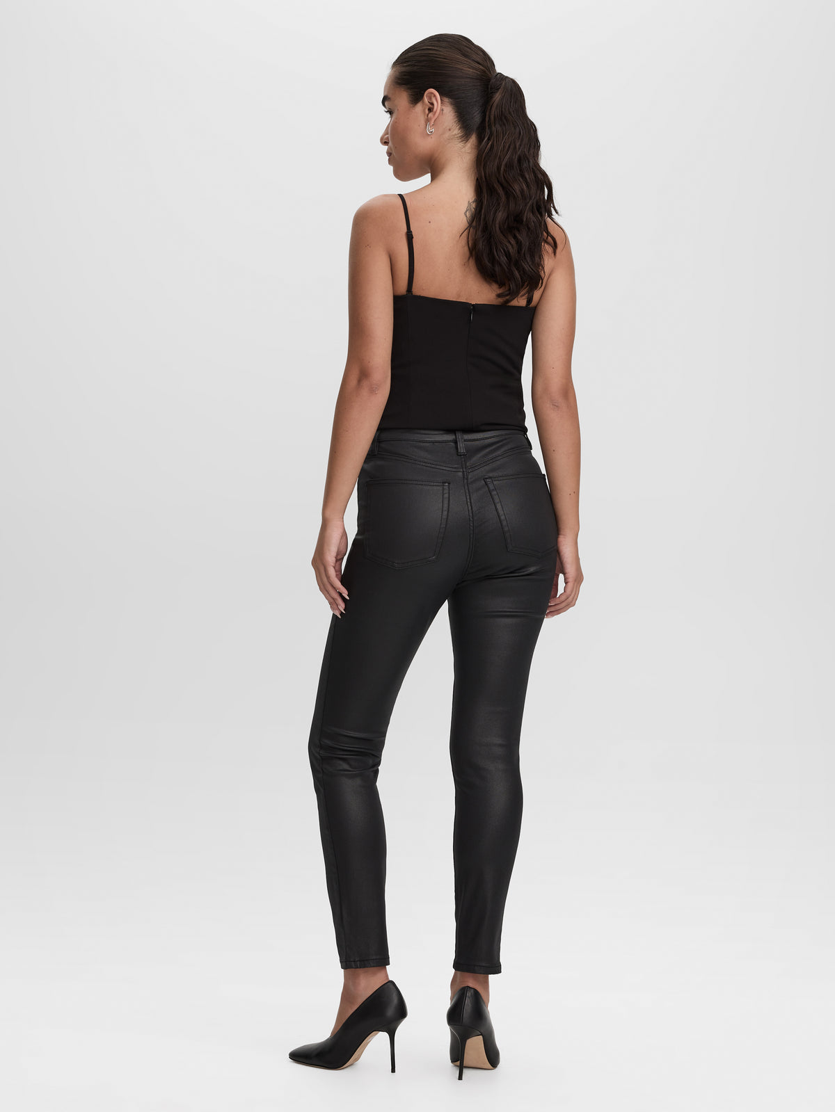Skinny-Leg High-Rise Coated Jeans - The Signature (R)