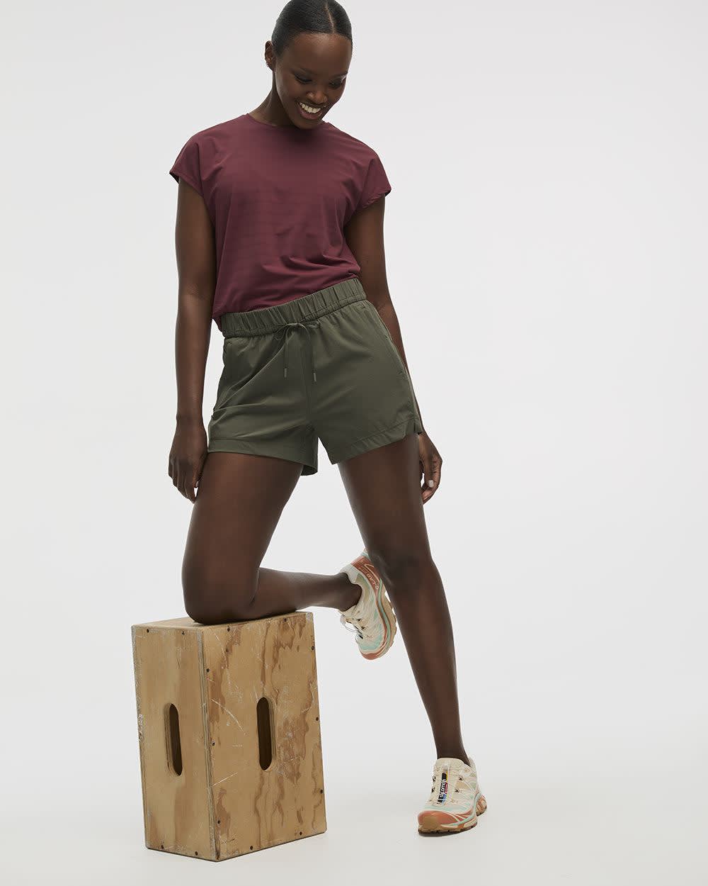 Stretch Pull-On Shorts with Zipped Pockets - Hyba