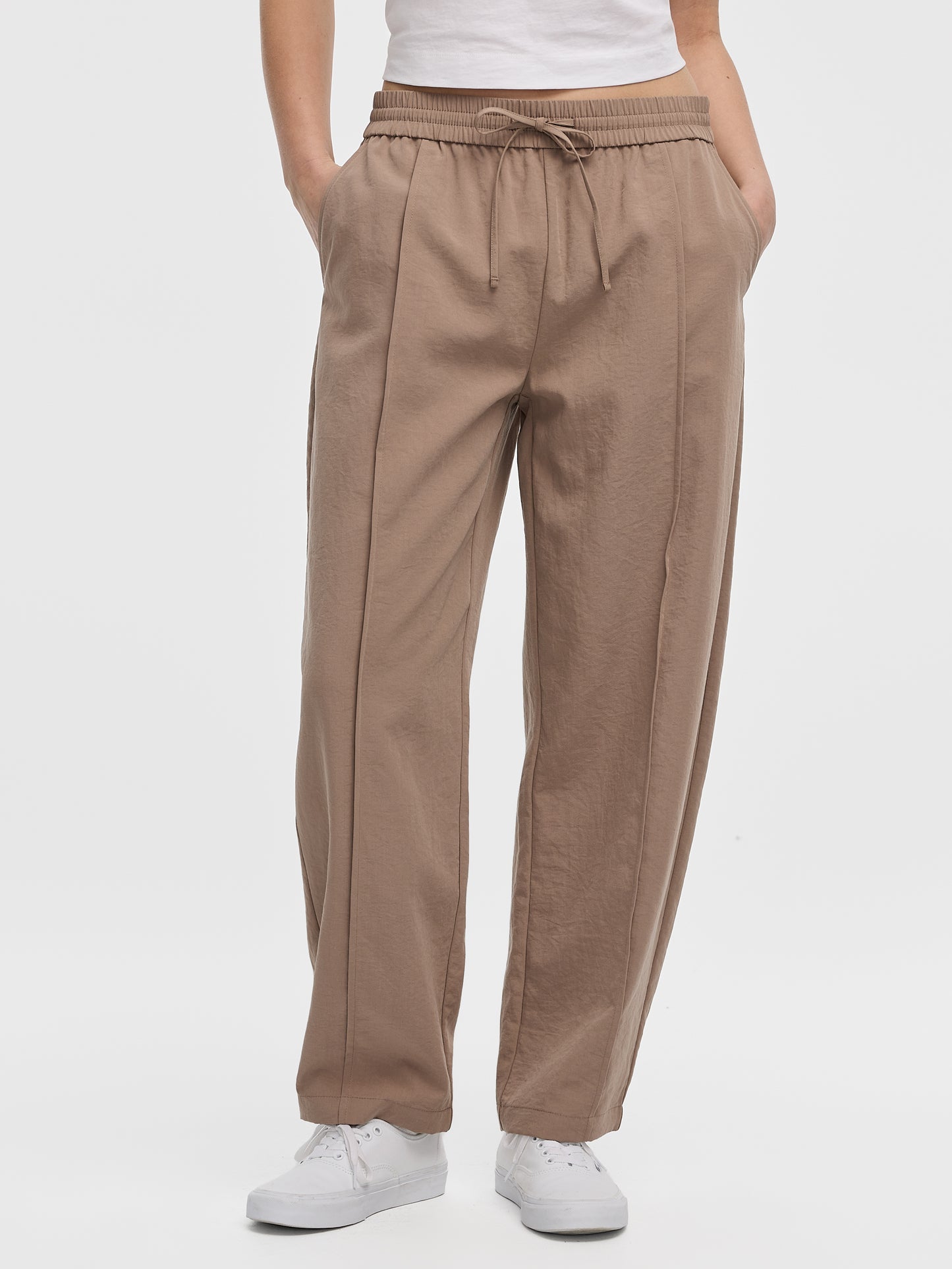 Pintuck Barrel Pant