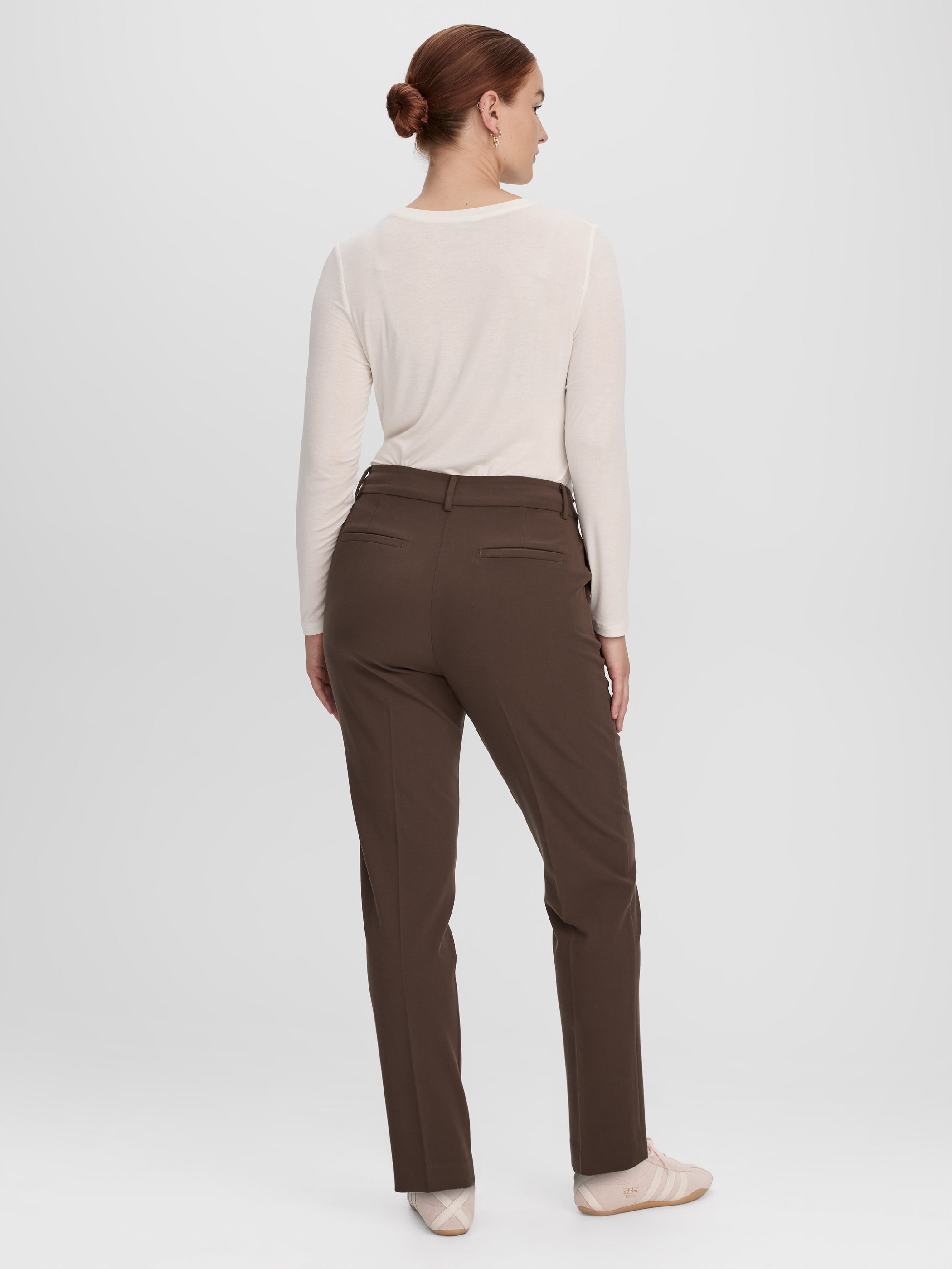 Slim-Leg High-Rise Ankle Pant - Curvy Fit