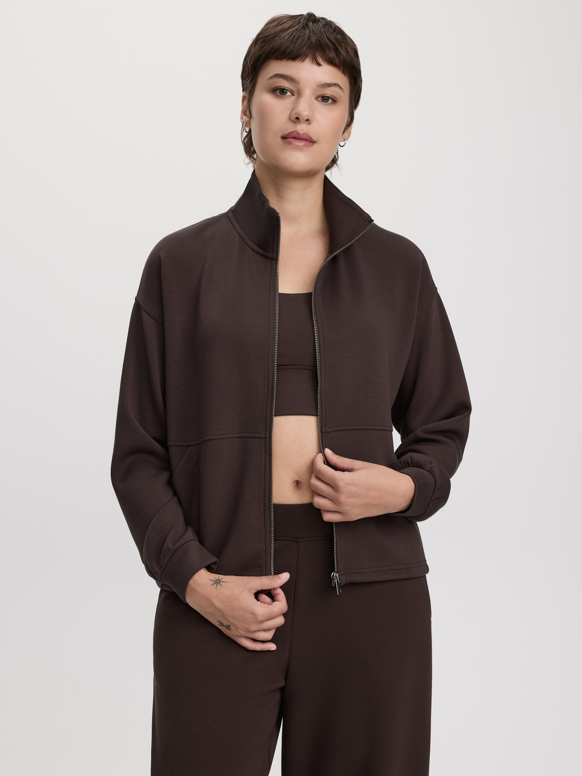Mock-Neck Zipped Jacket - HYLUX - Hyba