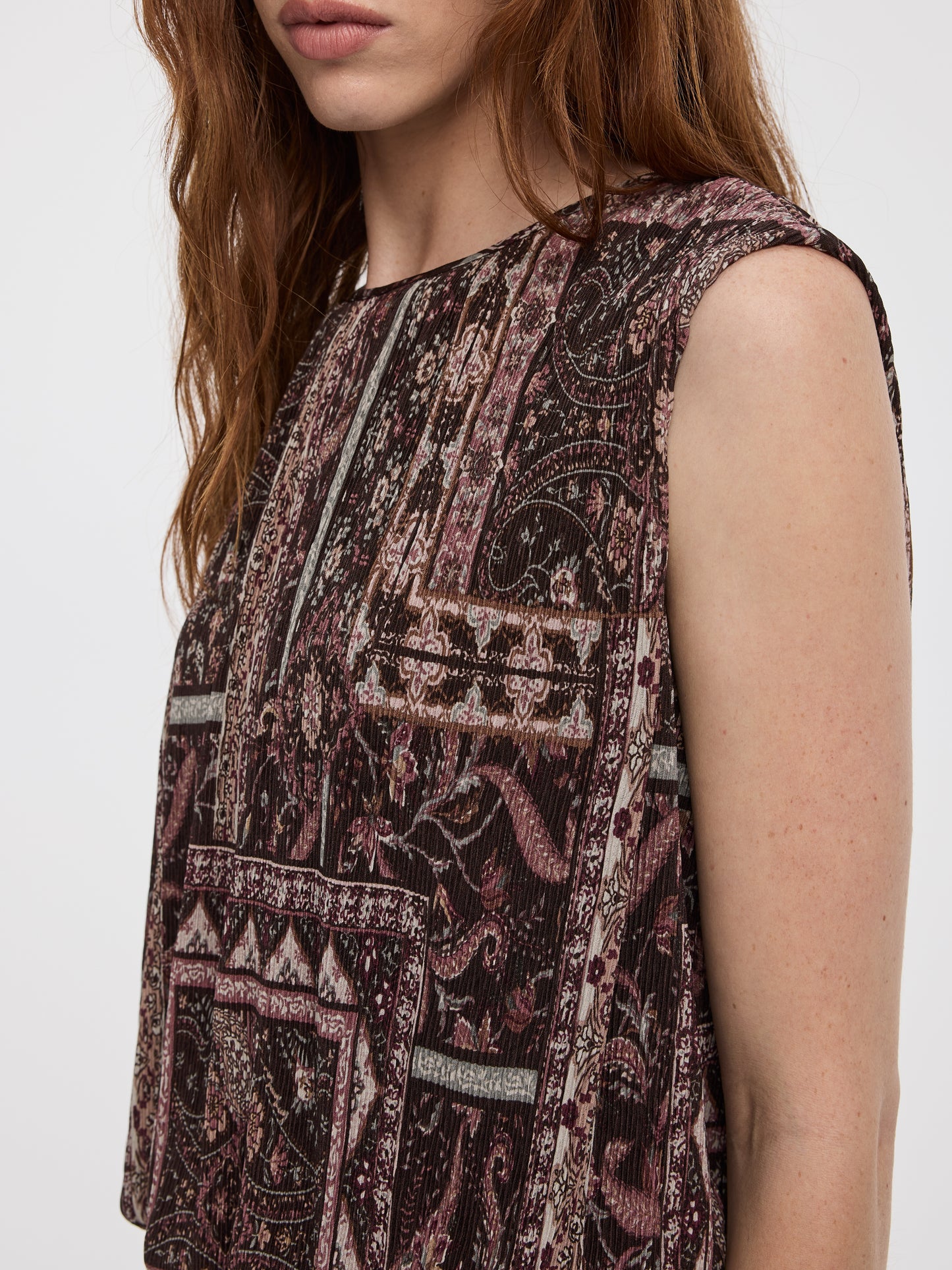 Crew-Neck Tank with Bubble Hem