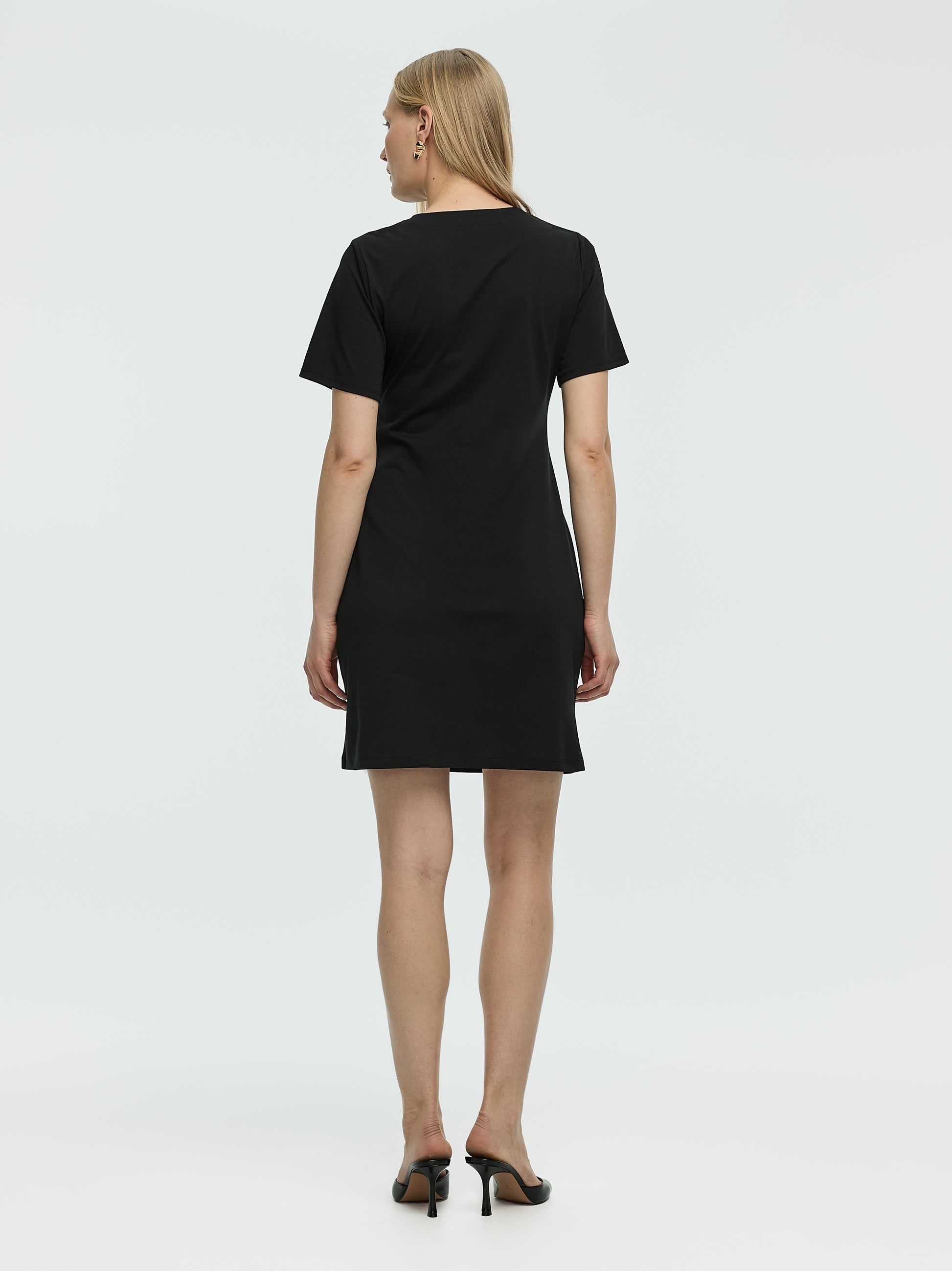 Short-Sleeve Fitted Dress with Knot Detail