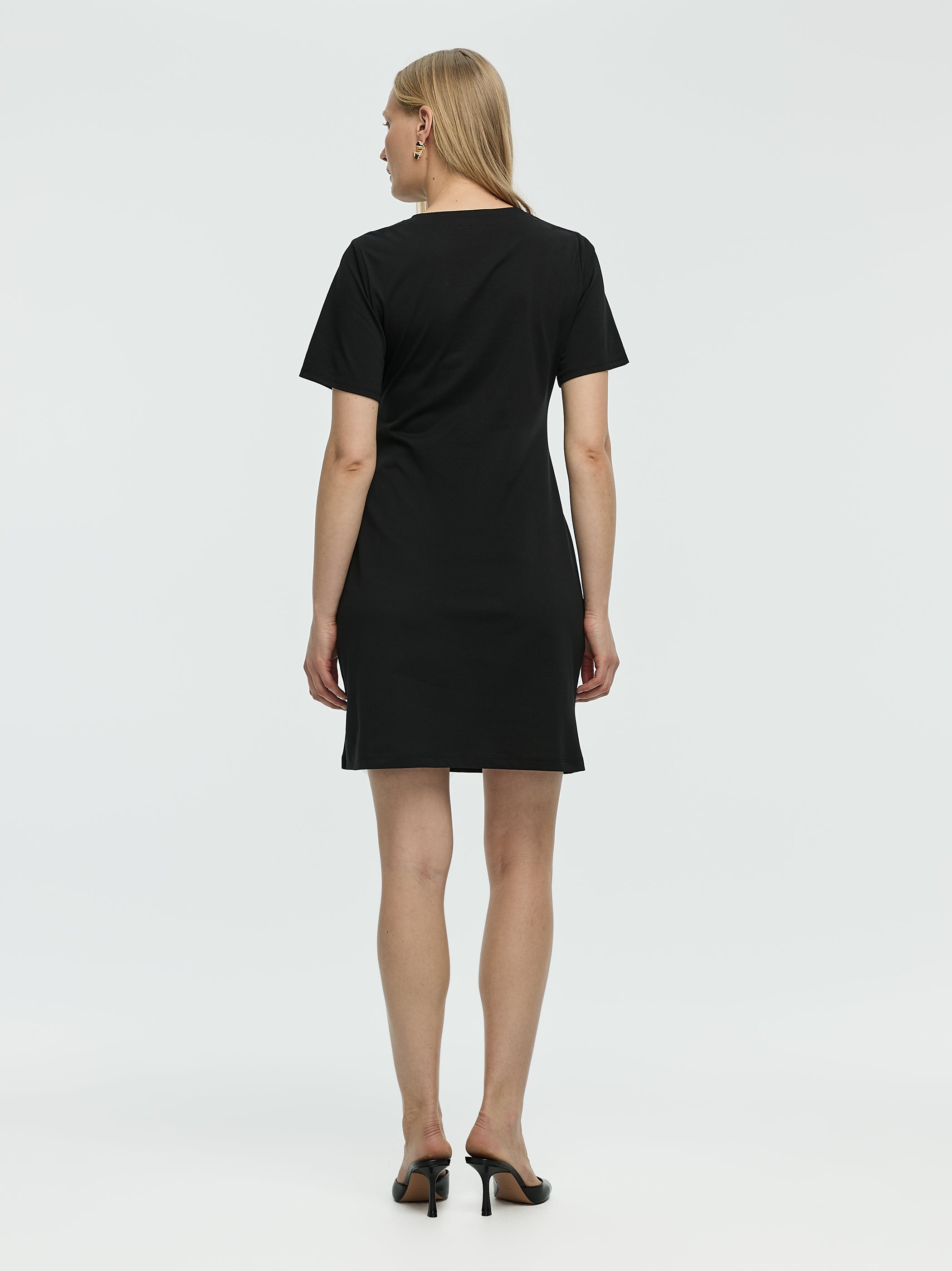 Short-Sleeve Fitted Dress with Knot Detail