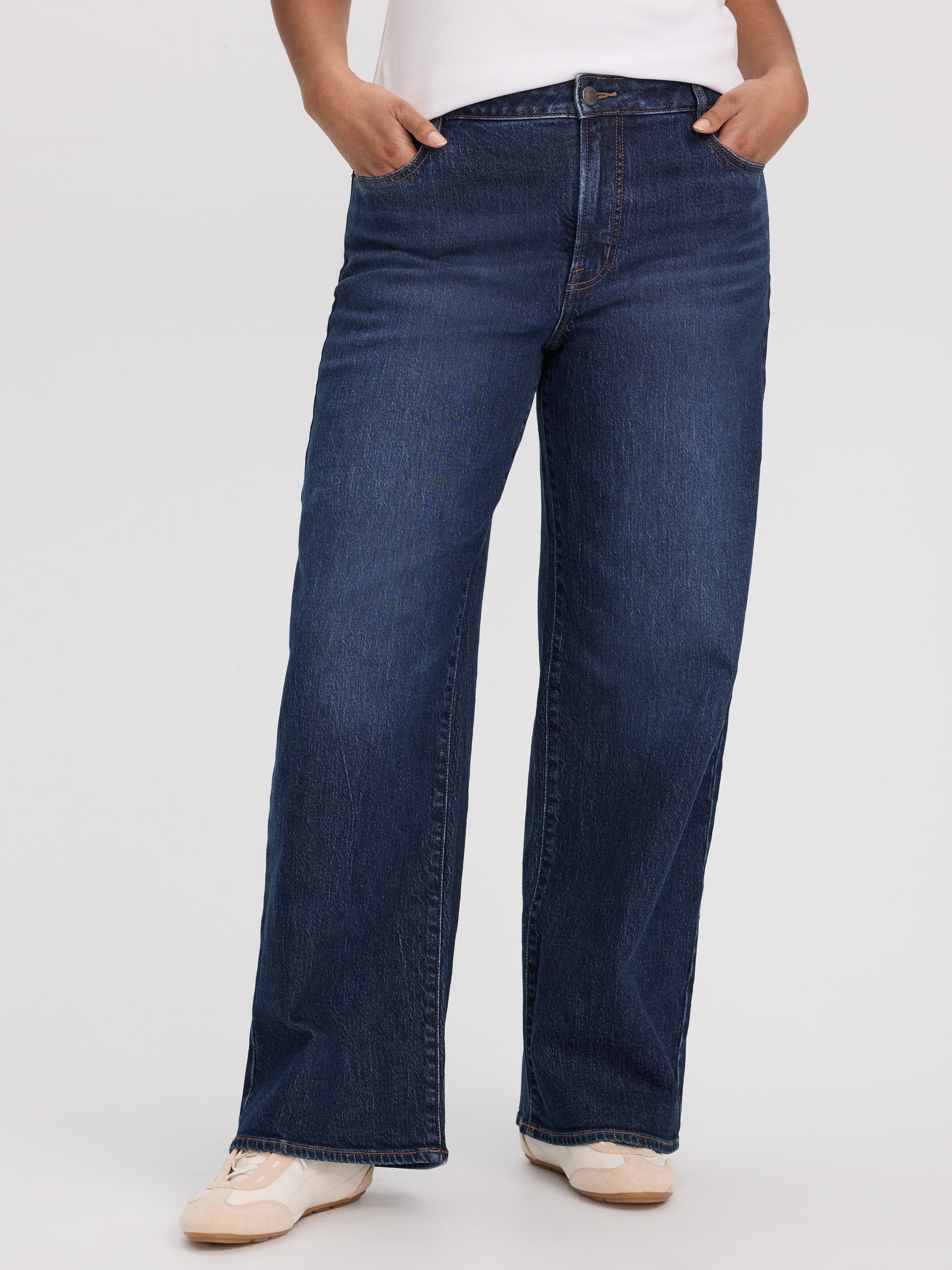 Wide-Leg Mid-Rise Jean - Curvy Fit