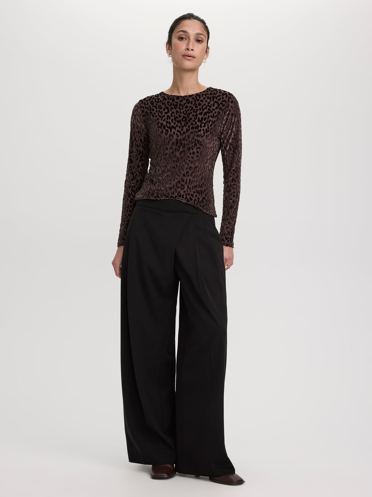Wide-Leg Wrap-Waist Pant