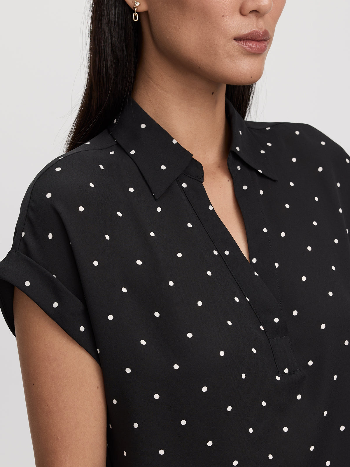 Extended-Sleeve V-Neck Flowy Blouse - R Essentials
