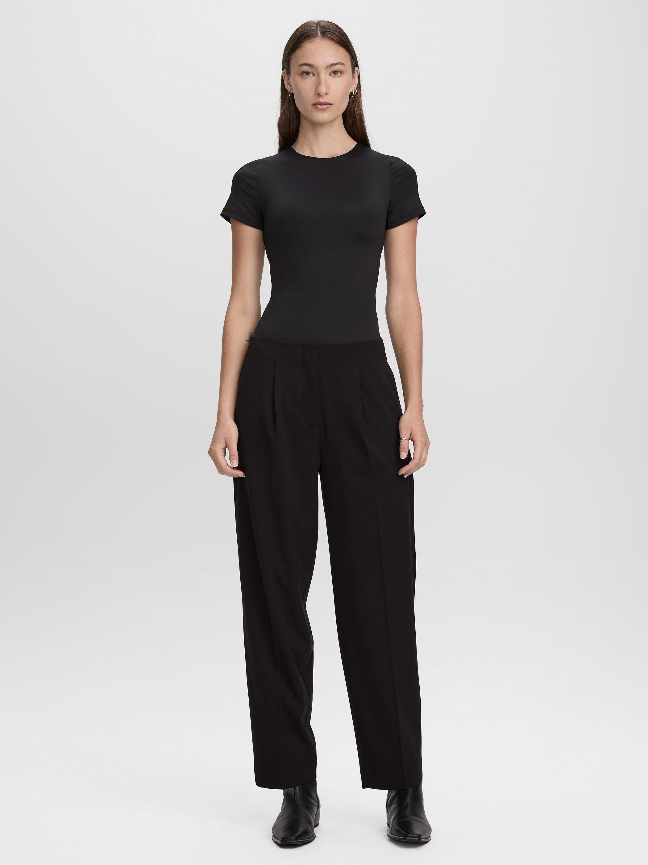 Mid-Rise Barrel Pants - The Timeless