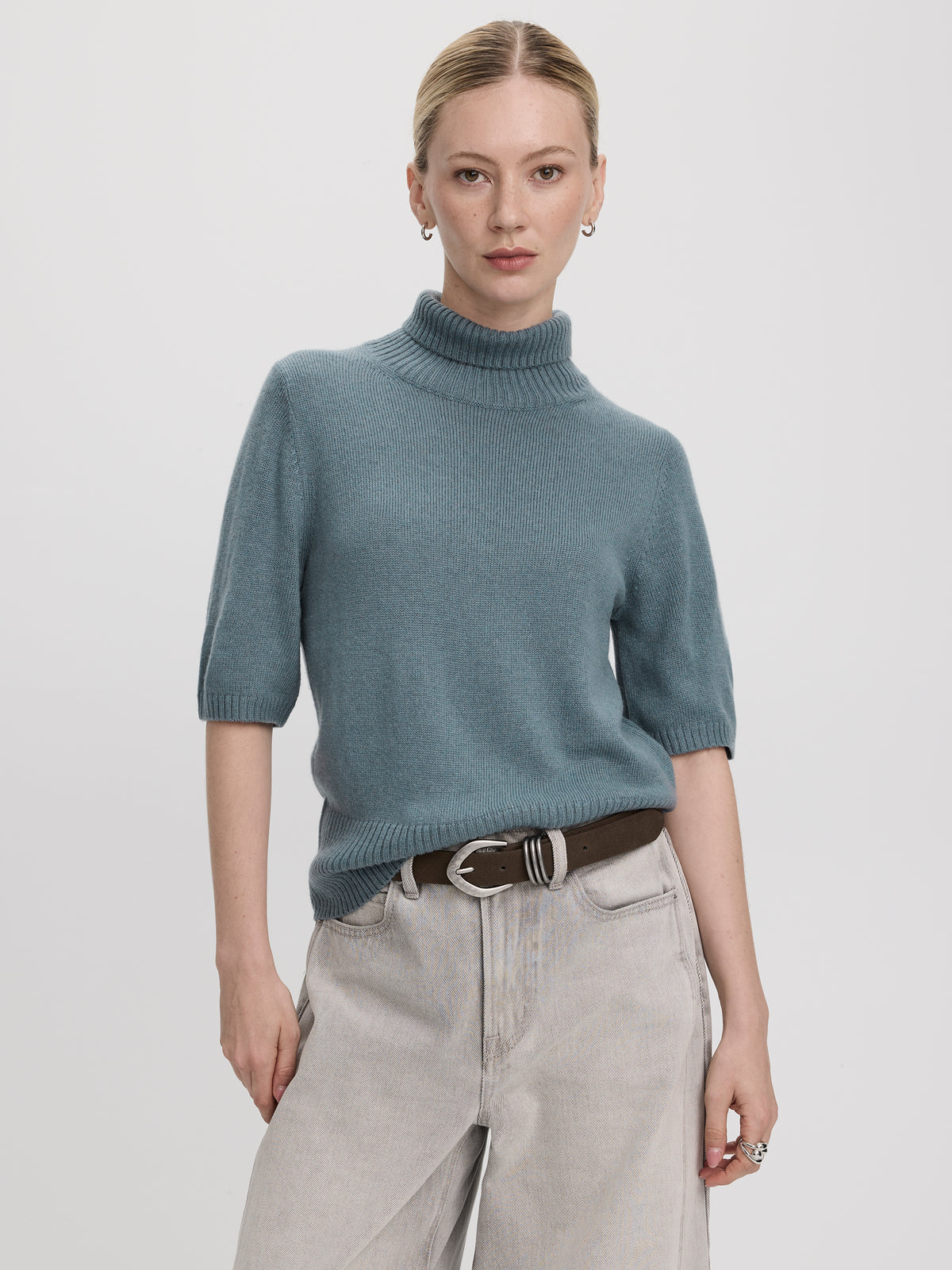 Cashmere-Blend Elbow-Sleeve Turtleneck Sweater