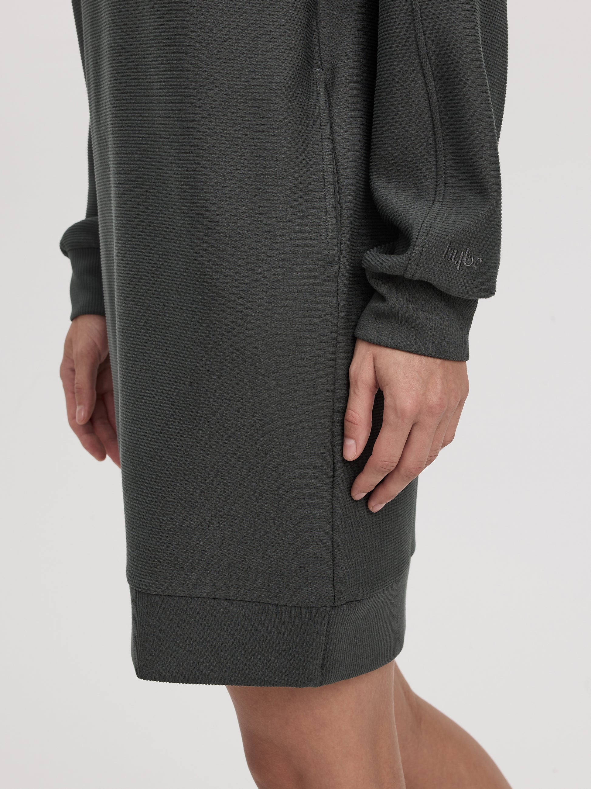 Long-Sleeve Mini Dress - Hyba