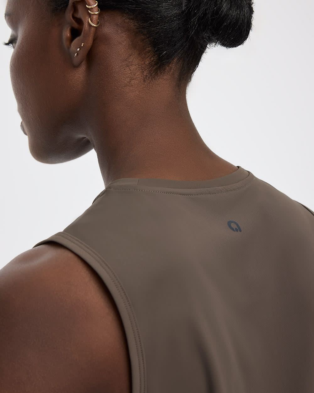 Sleeveless Crew-Neck Dress - Hyba