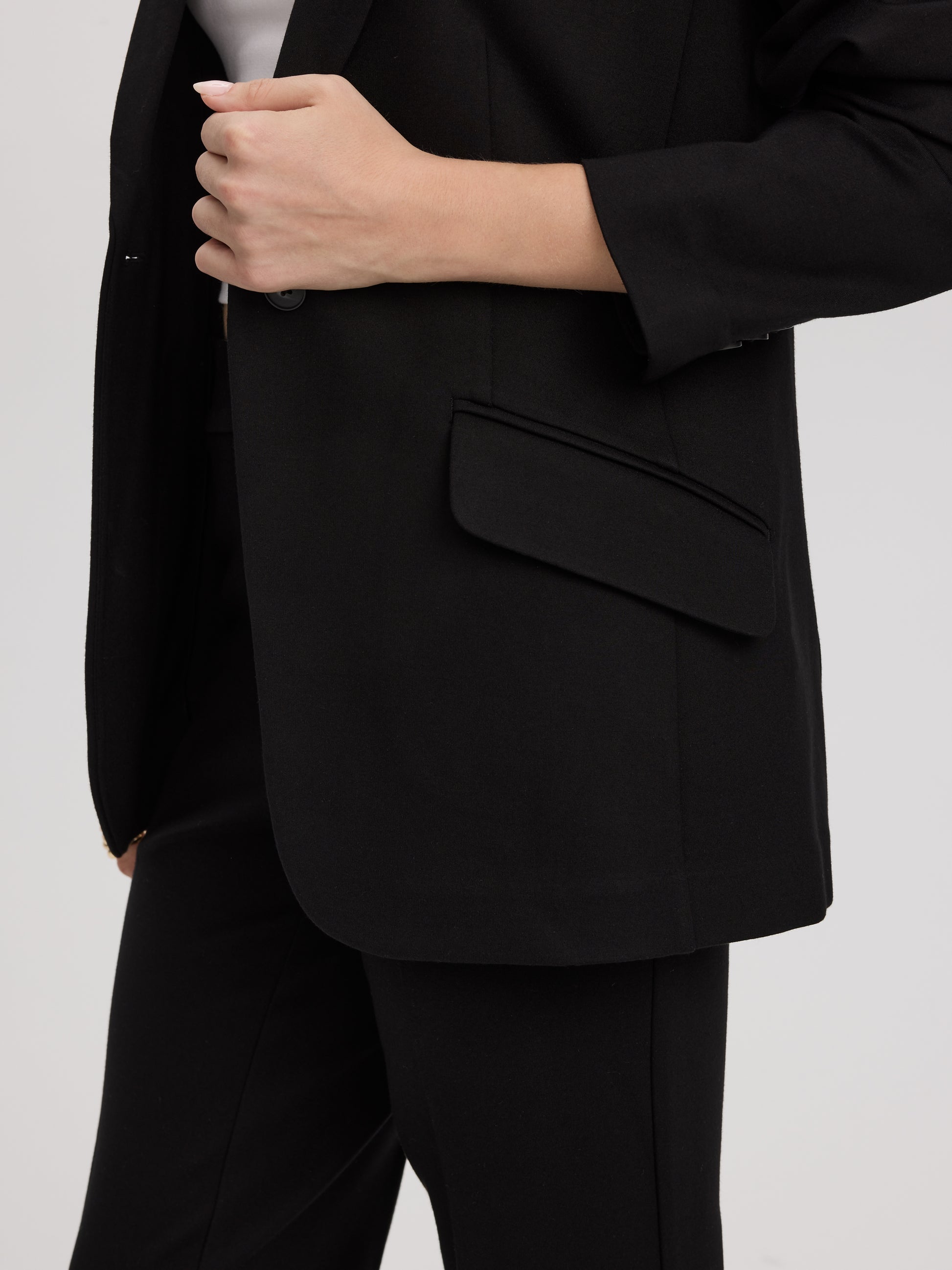 Fitted One-Button Knit Blazer - The Modern Stretch (R)